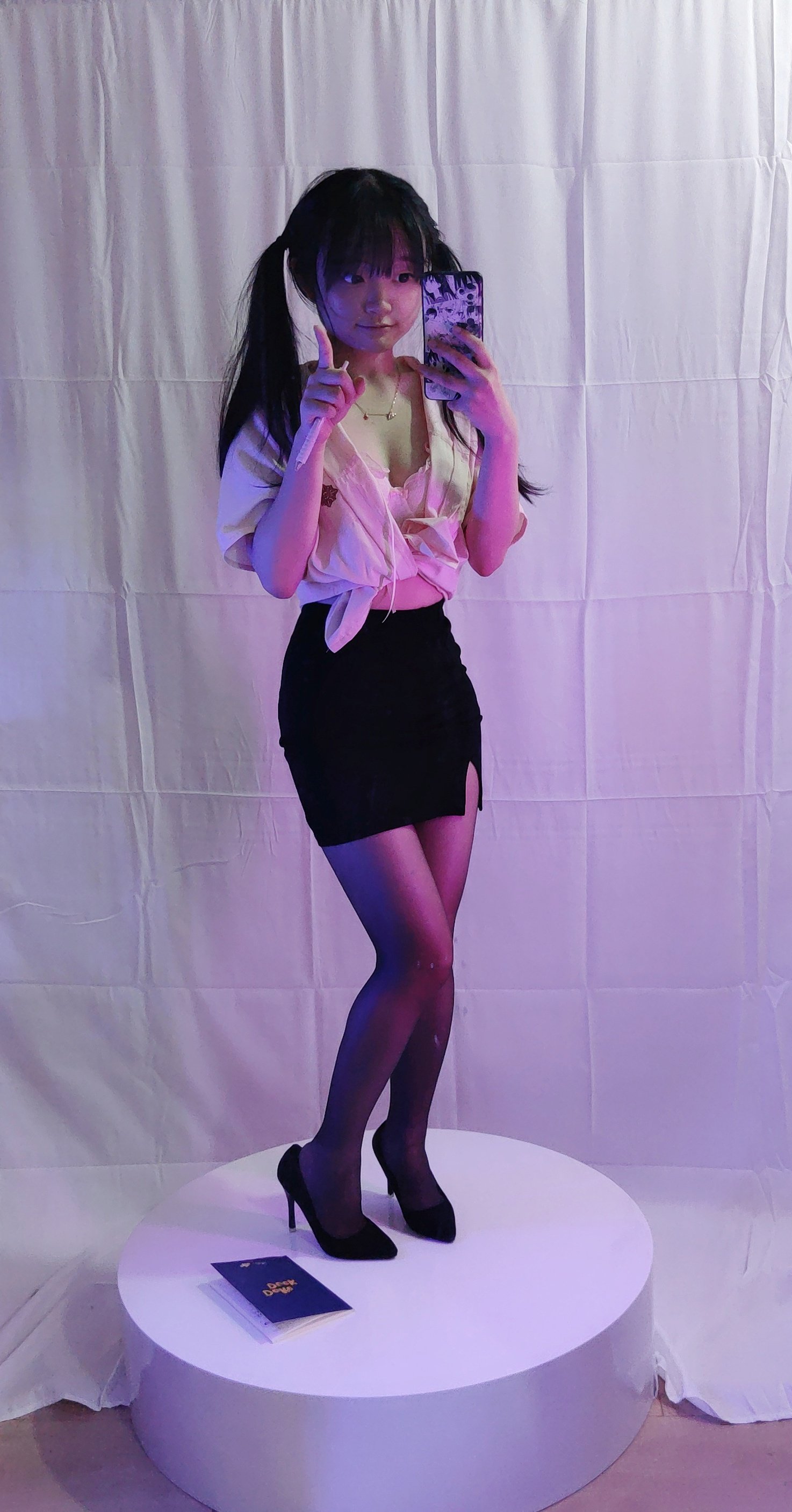 เซ็ตภาพ Kanzawa Eiri No.005 Twin Tails Teacher 72P1V