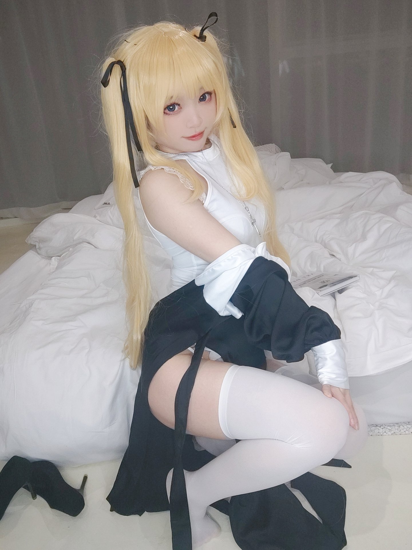 Bộ ảnh Kanzawa Eiri No.009 Eriri nữ tu selfie 155P