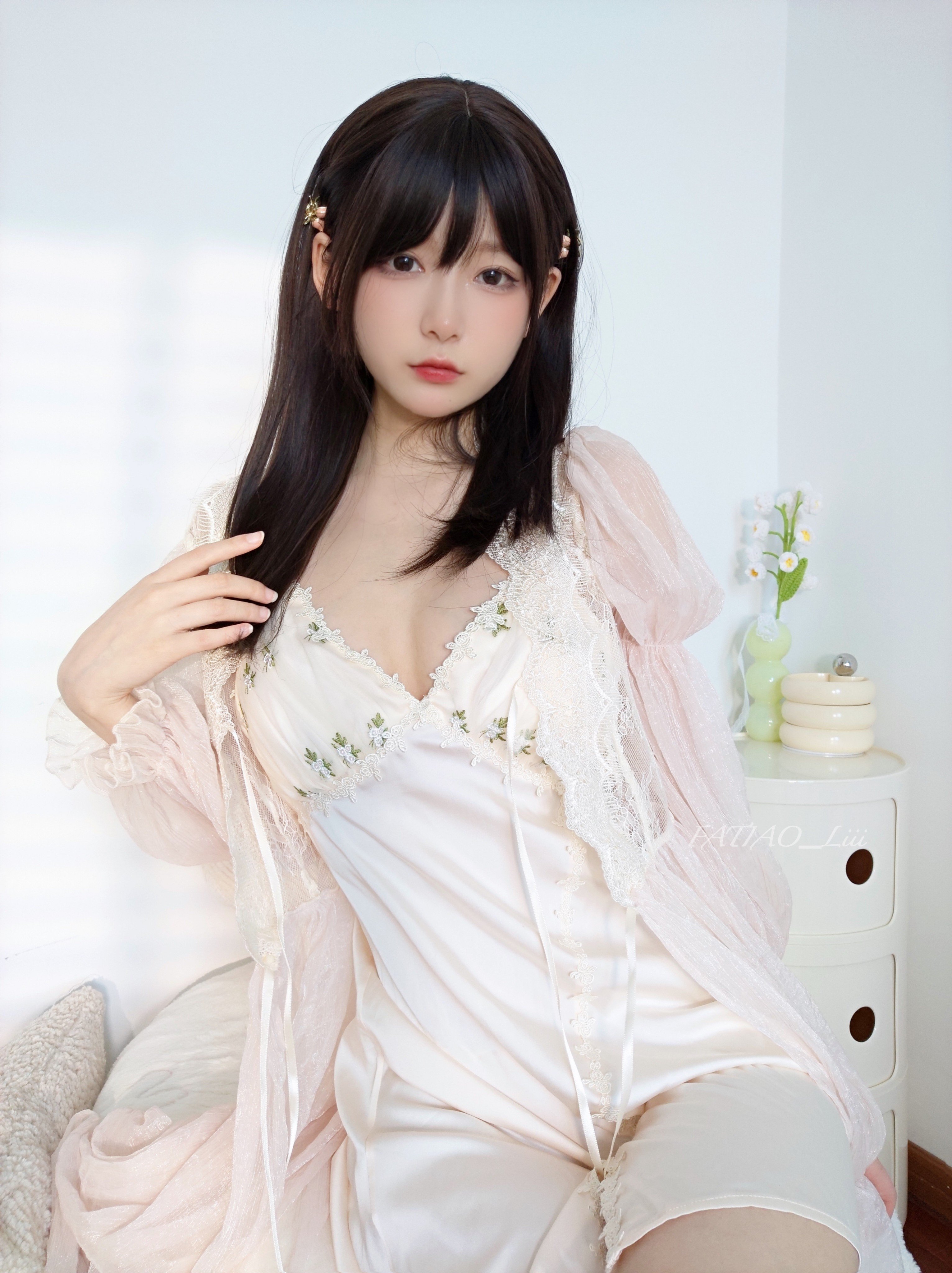Mi Zhi Dai Li (Wind-up Girl) 2023 May Fantia Member Subscription Collection