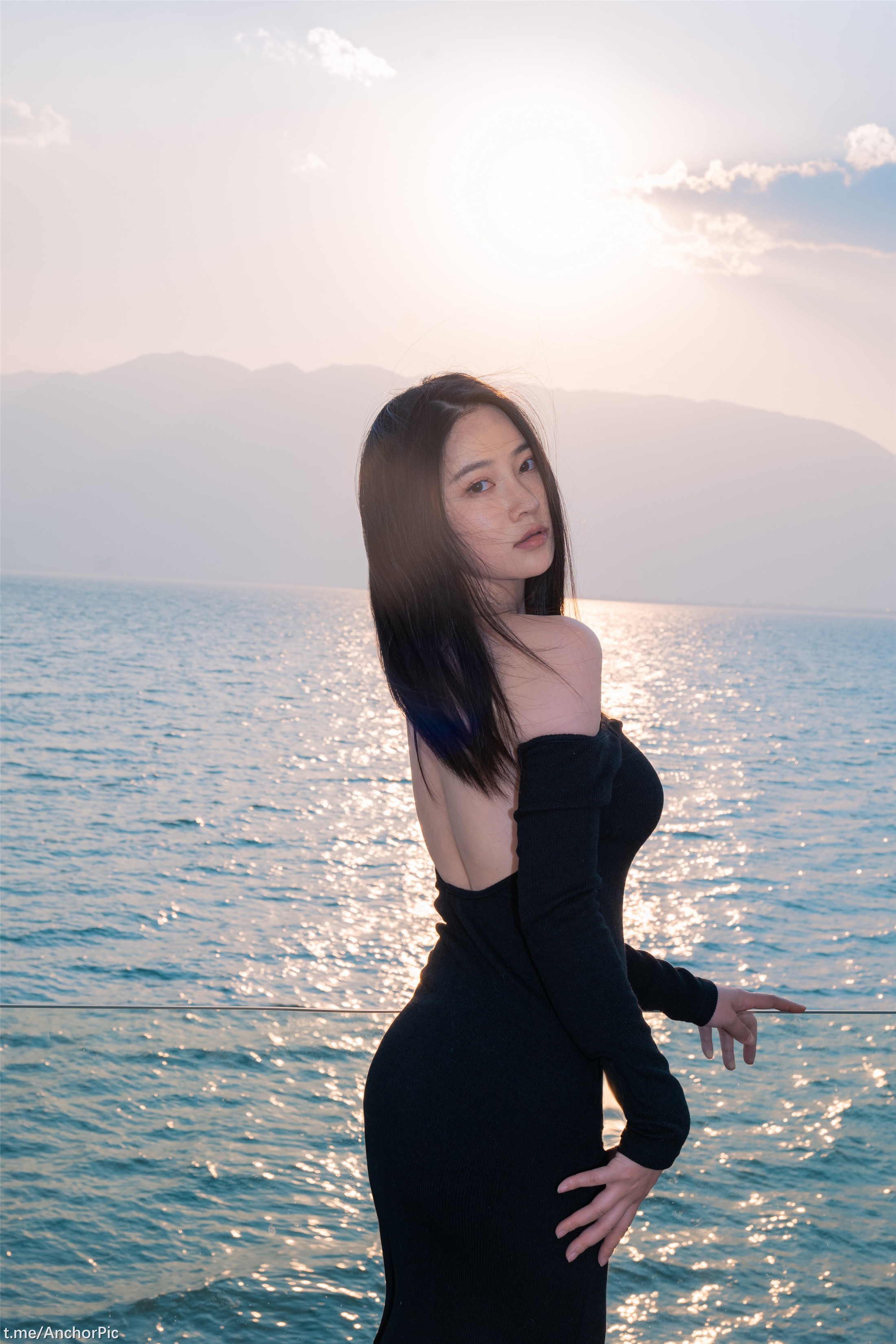 Niên Niên - Nhĩ Hải 50P