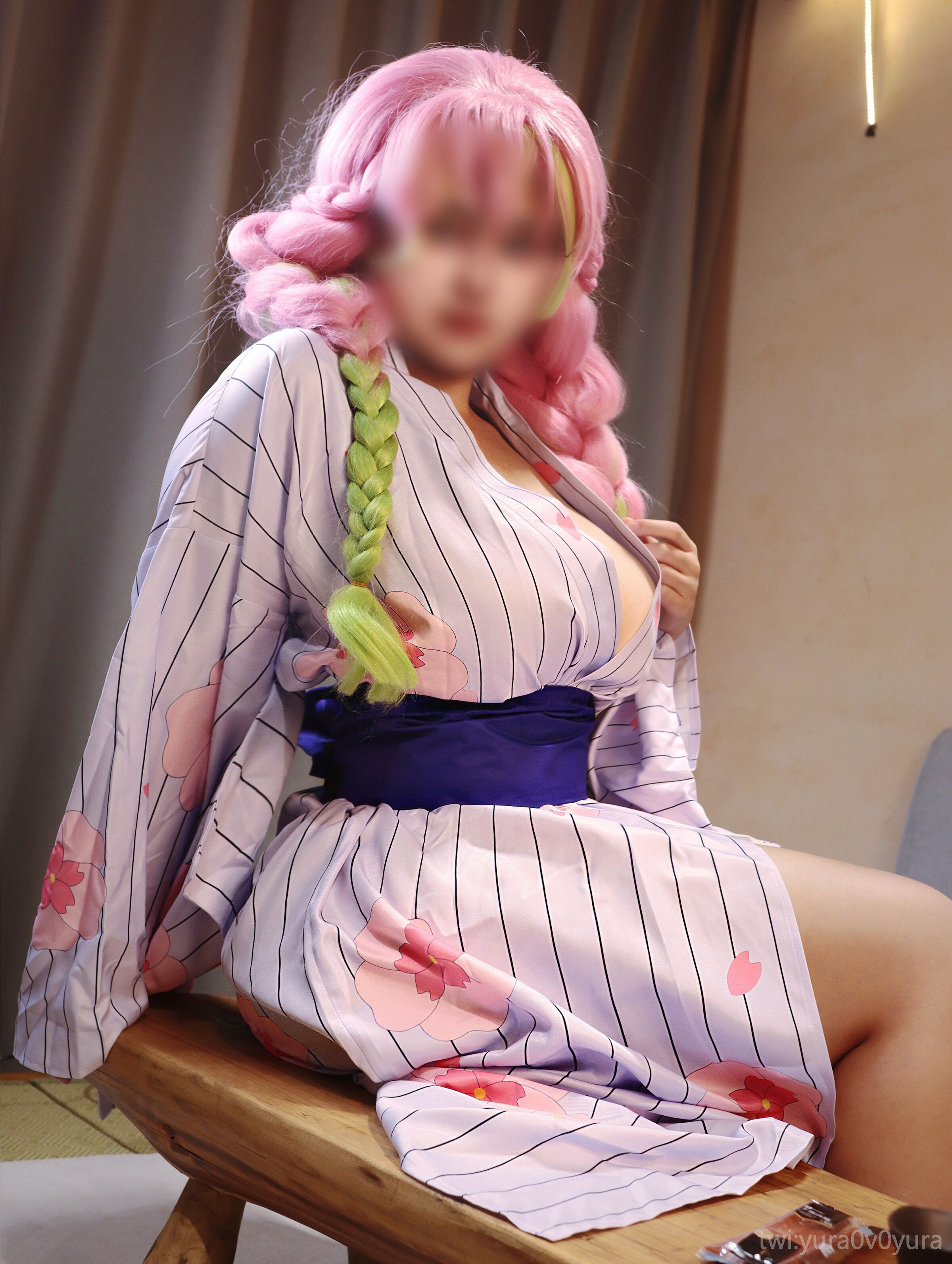 Yura - Kanroji Mitsuri (+VIDEO)