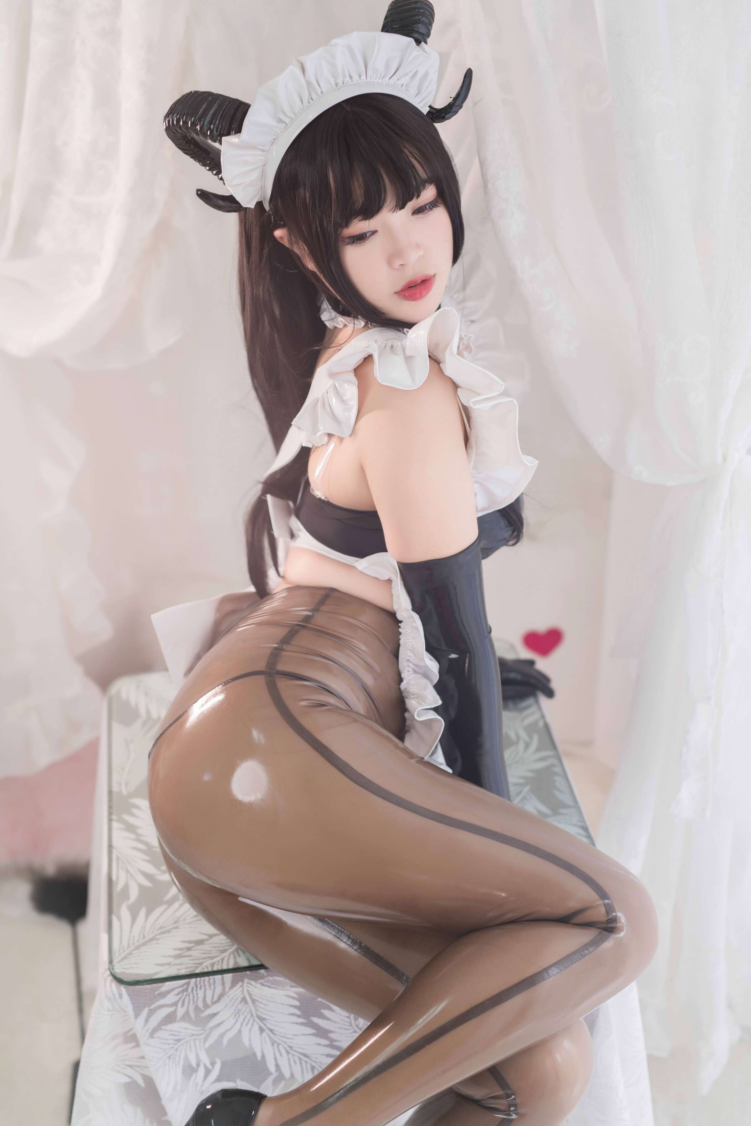 (白烨) - 膠衣魅魔姐姐