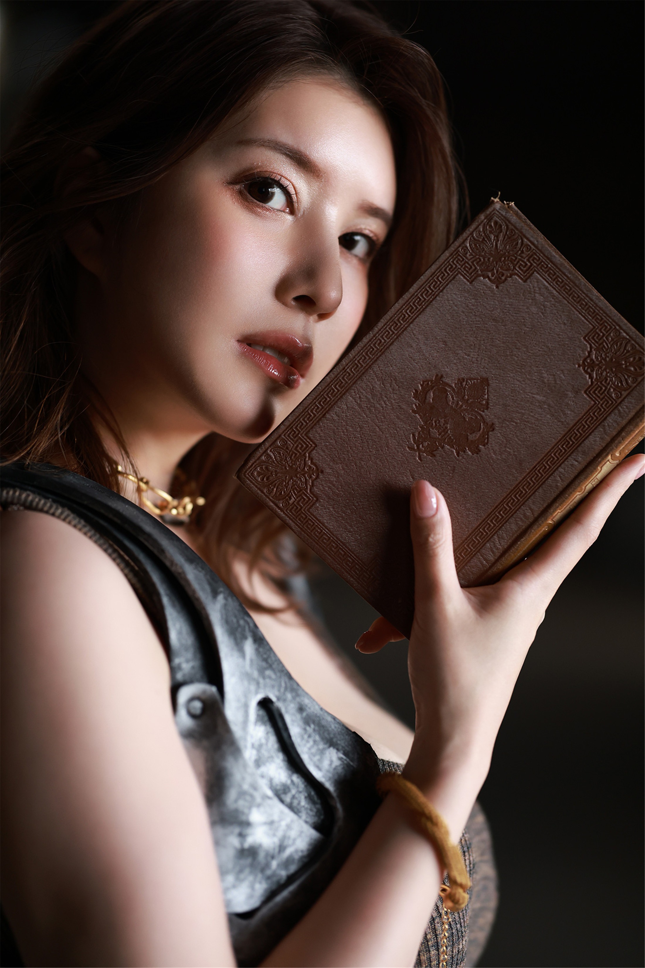 8우먼 라스트 댄스 나코 여신 ∞ 경 사진집 108P