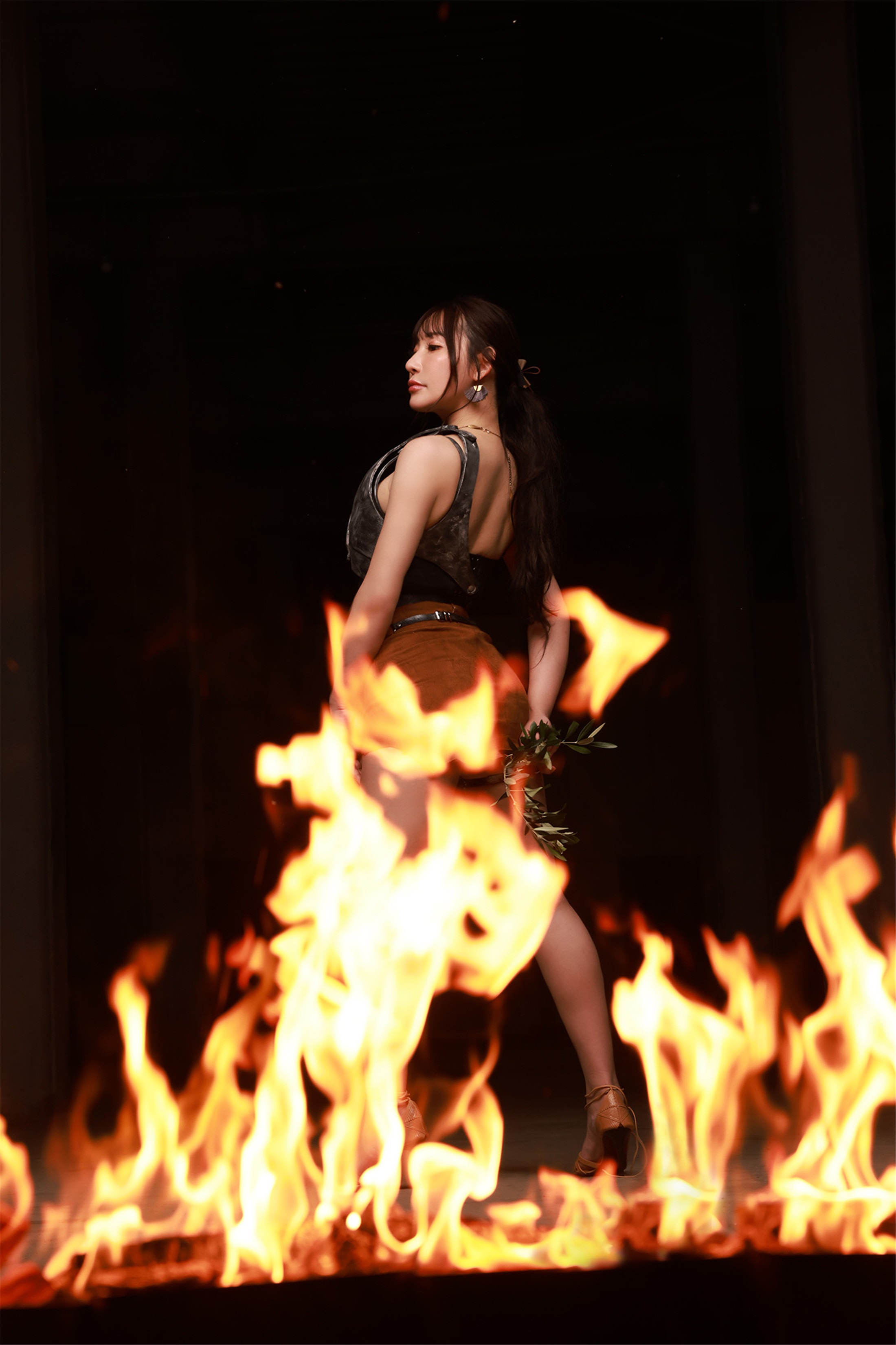 8우먼 라스트 댄스 나코 여신 ∞ 경 사진집 108P