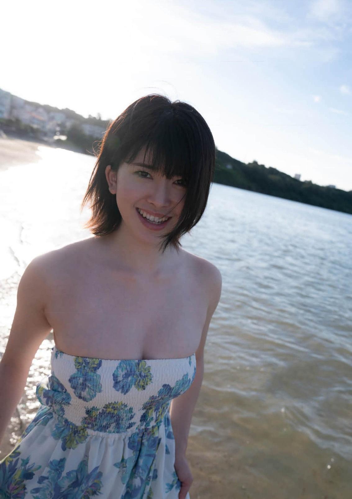 明日見未来1st写真集『あすみみ図鑑』118P