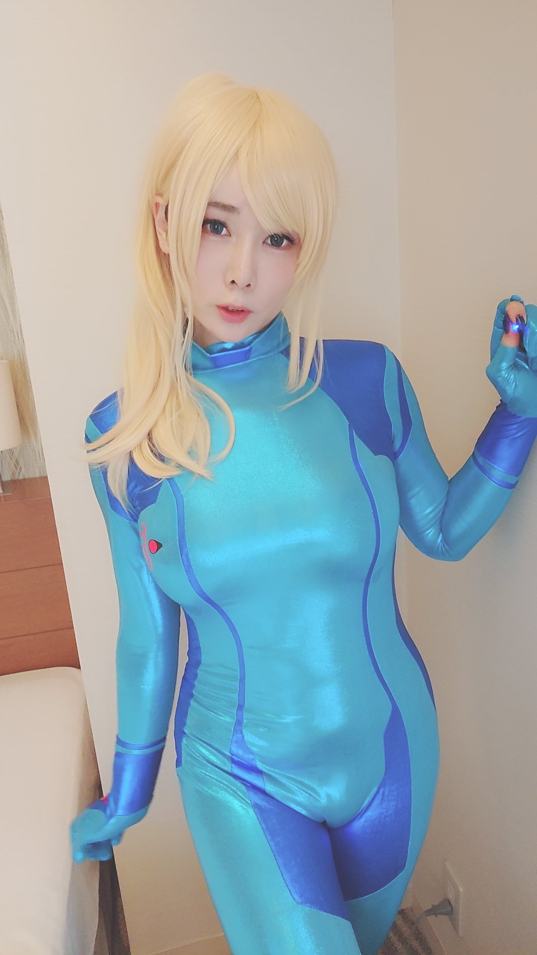 Với bộ đồ Zero Suit ôm sát, nó rò rỉ hoàn toàn, ô na ♡
