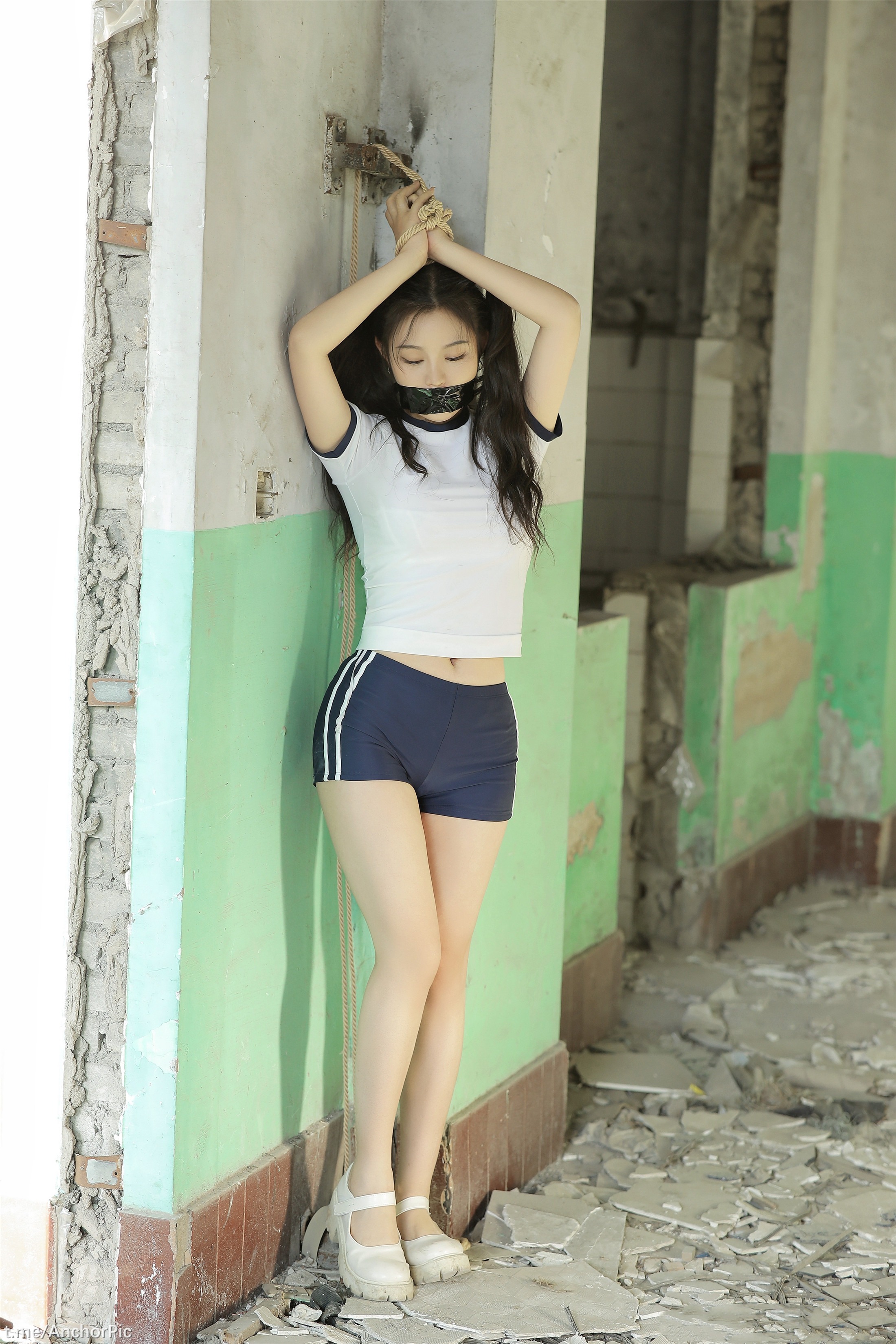 Tao Nuan Jiang – Ruins 52P