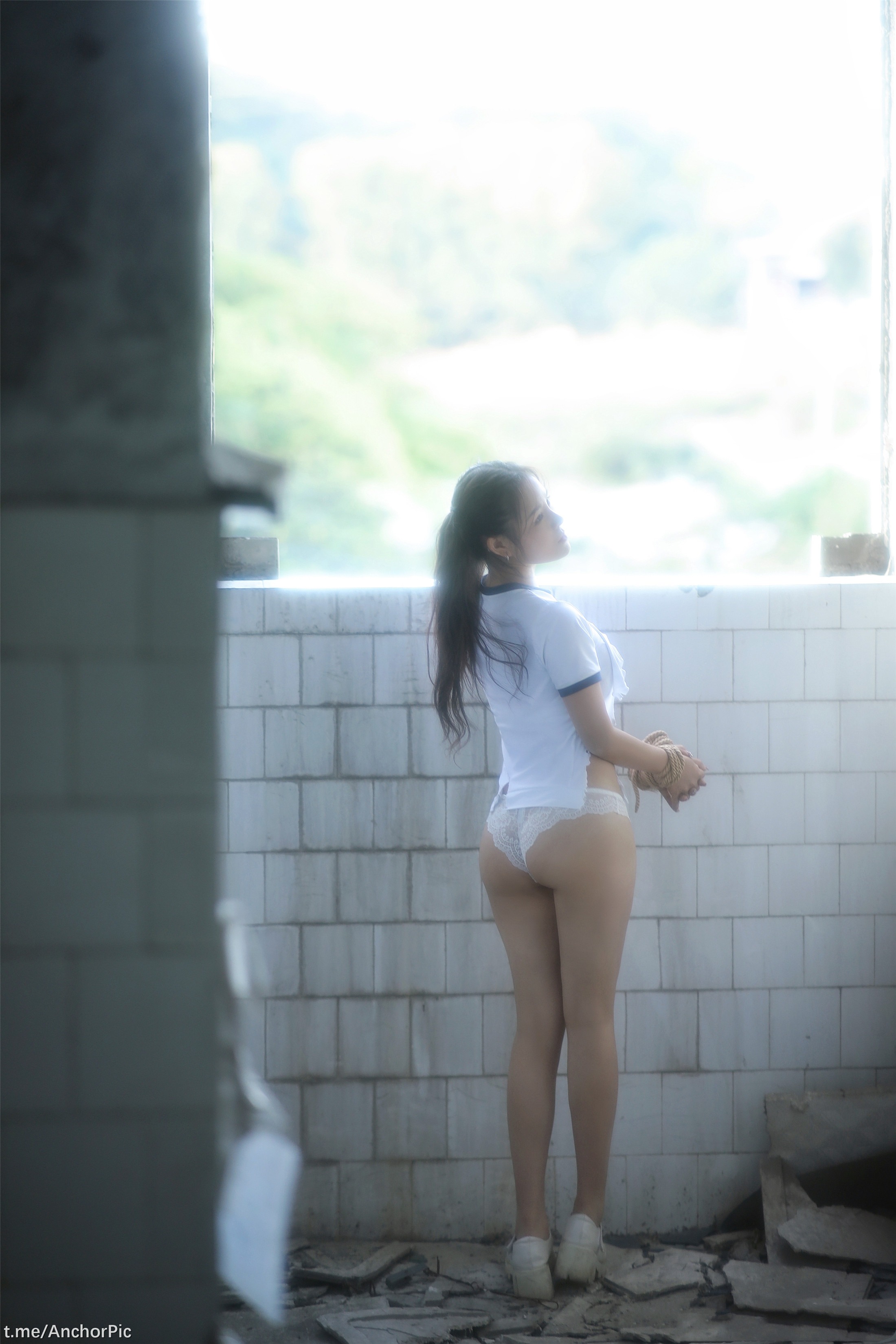 Tao Nuan Jiang – Phế tích 52P