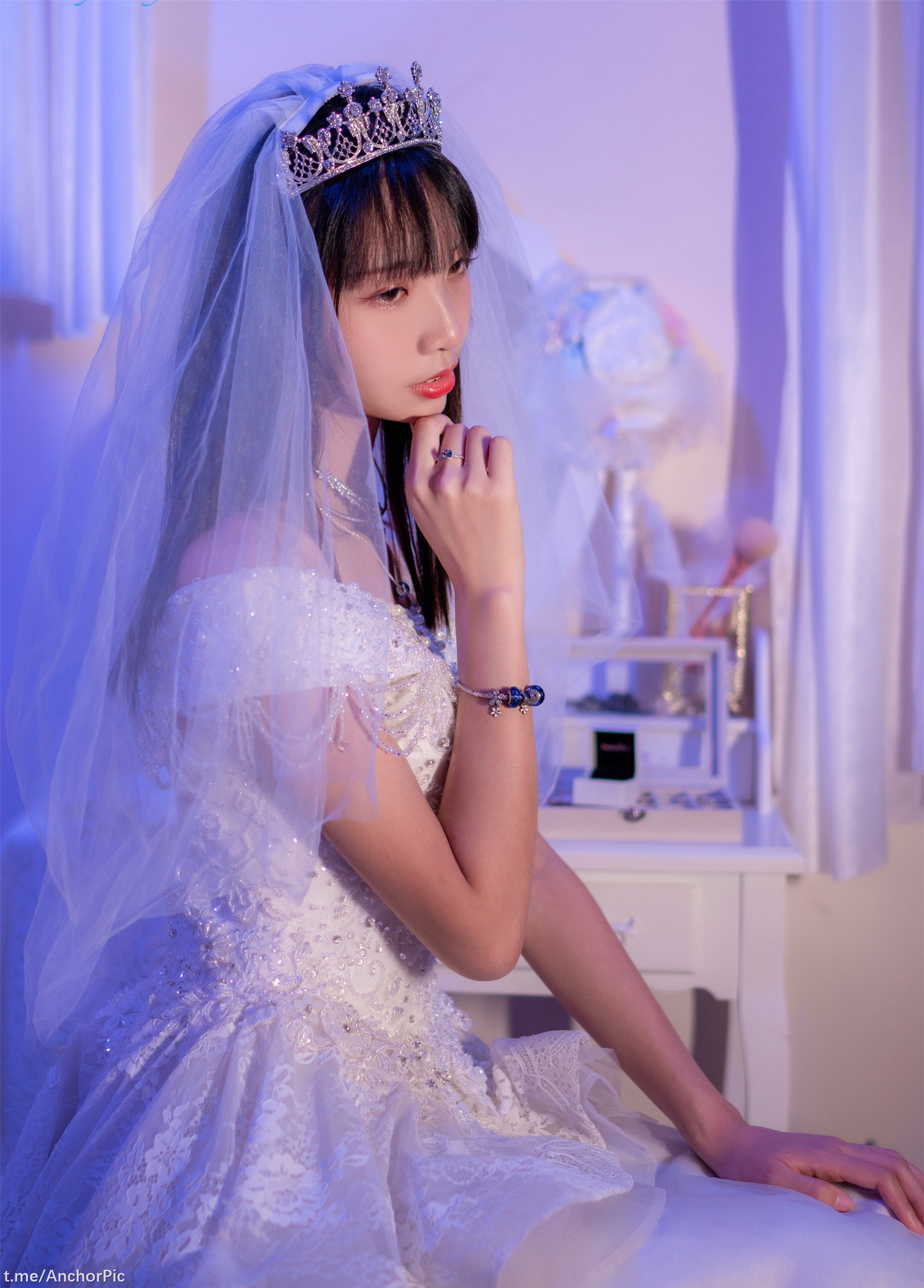 スイカ少女 - 純白の花嫁 77P