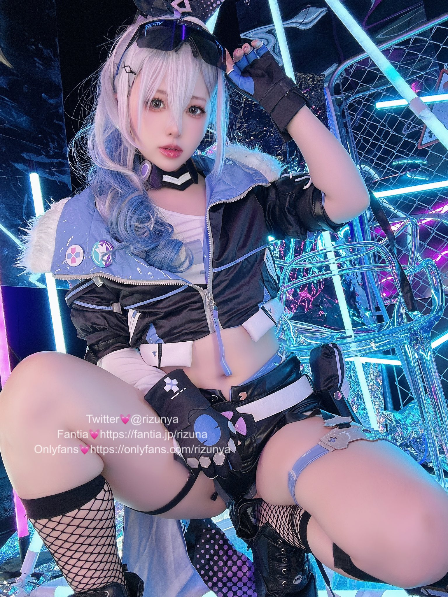 รีซูน่า - ซิลเวอร์ วูลฟ์