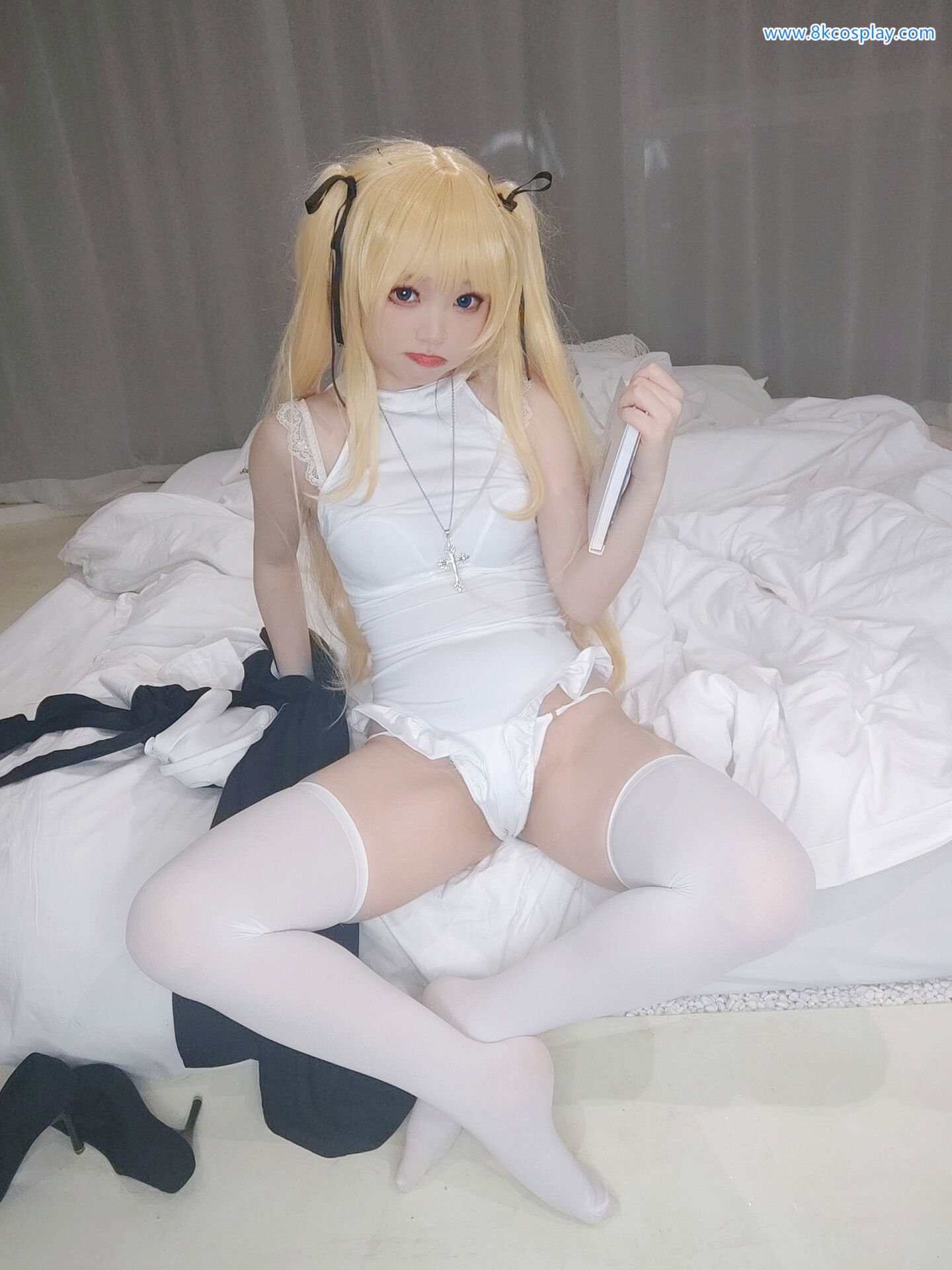 Kanzawa Eiri 英梨梨 修女セルフィー cosplay