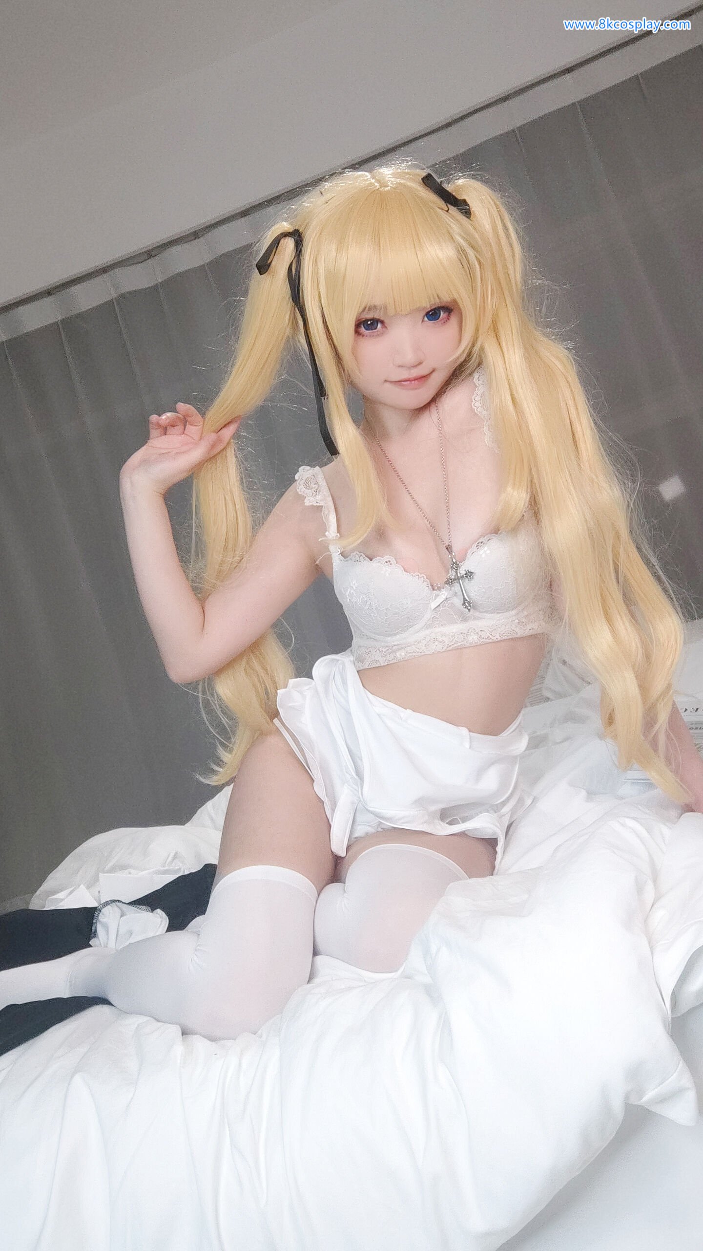 Bộ ảnh Kanzawa Eiri Eriri Spencer Sawamura Nun Selfie cosplay