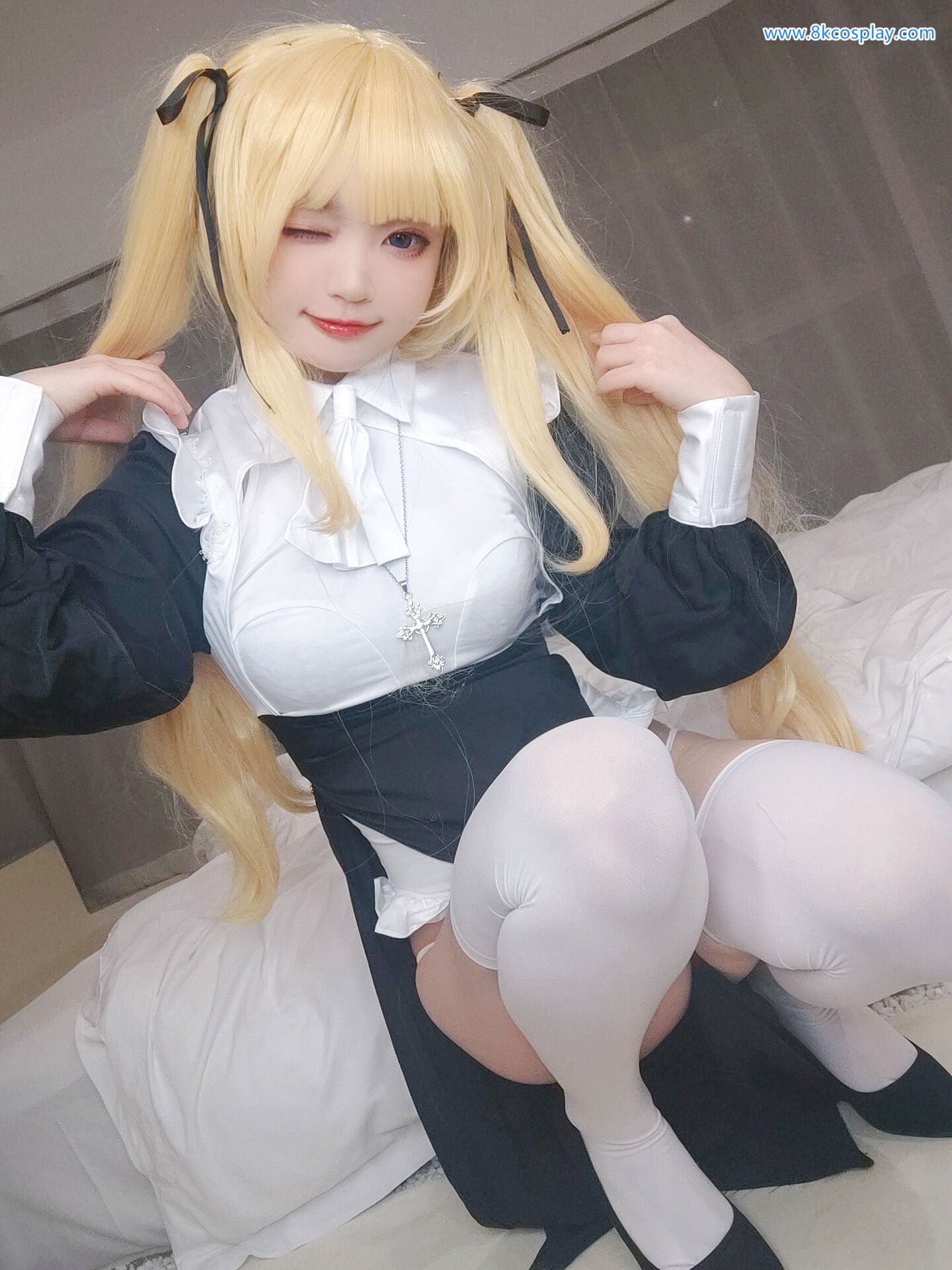 Kanzawa Eiri 英梨梨 修女セルフィー cosplay