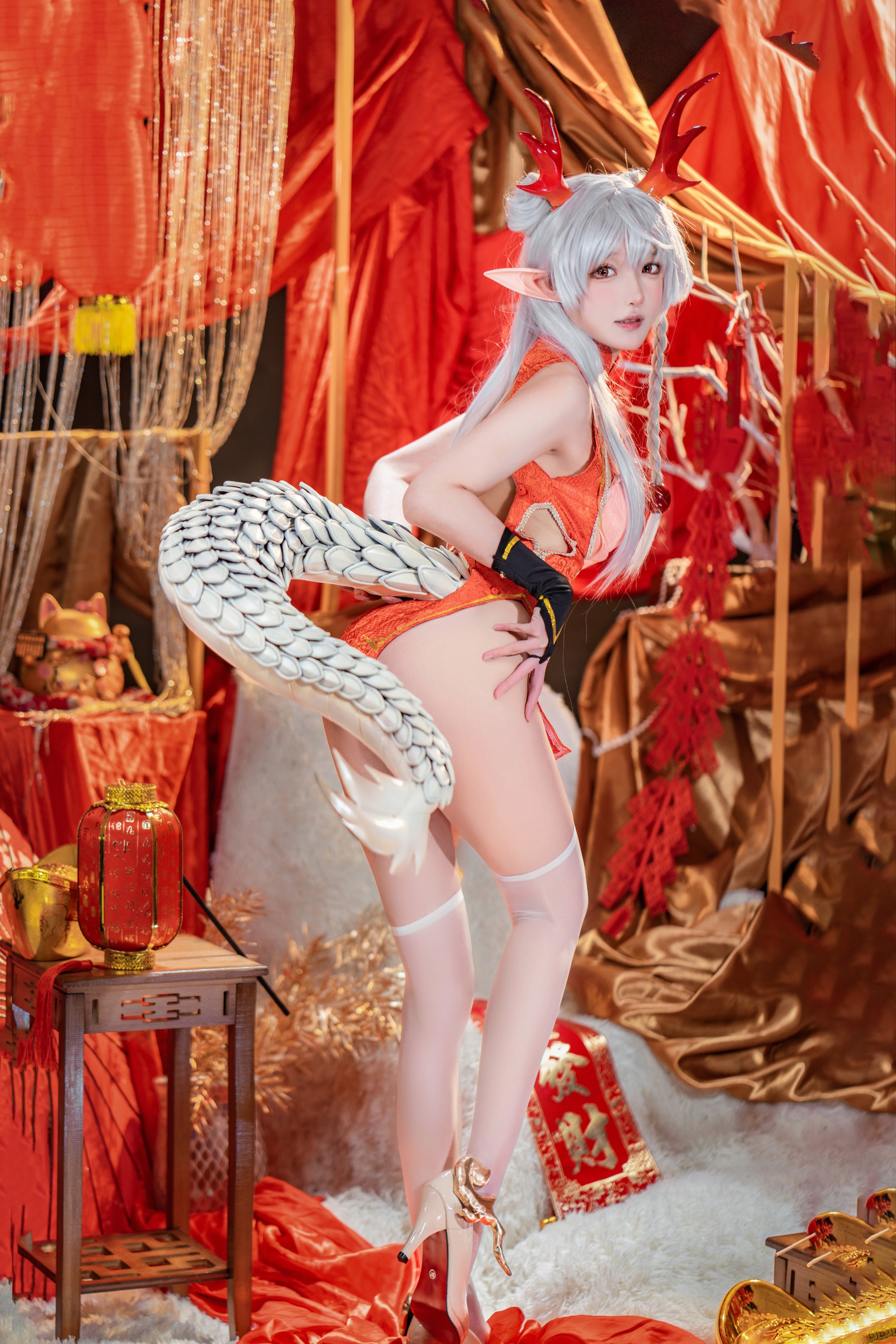 A Bao is also a Bunny Girl] New Year Greeting Picture: Long Mei