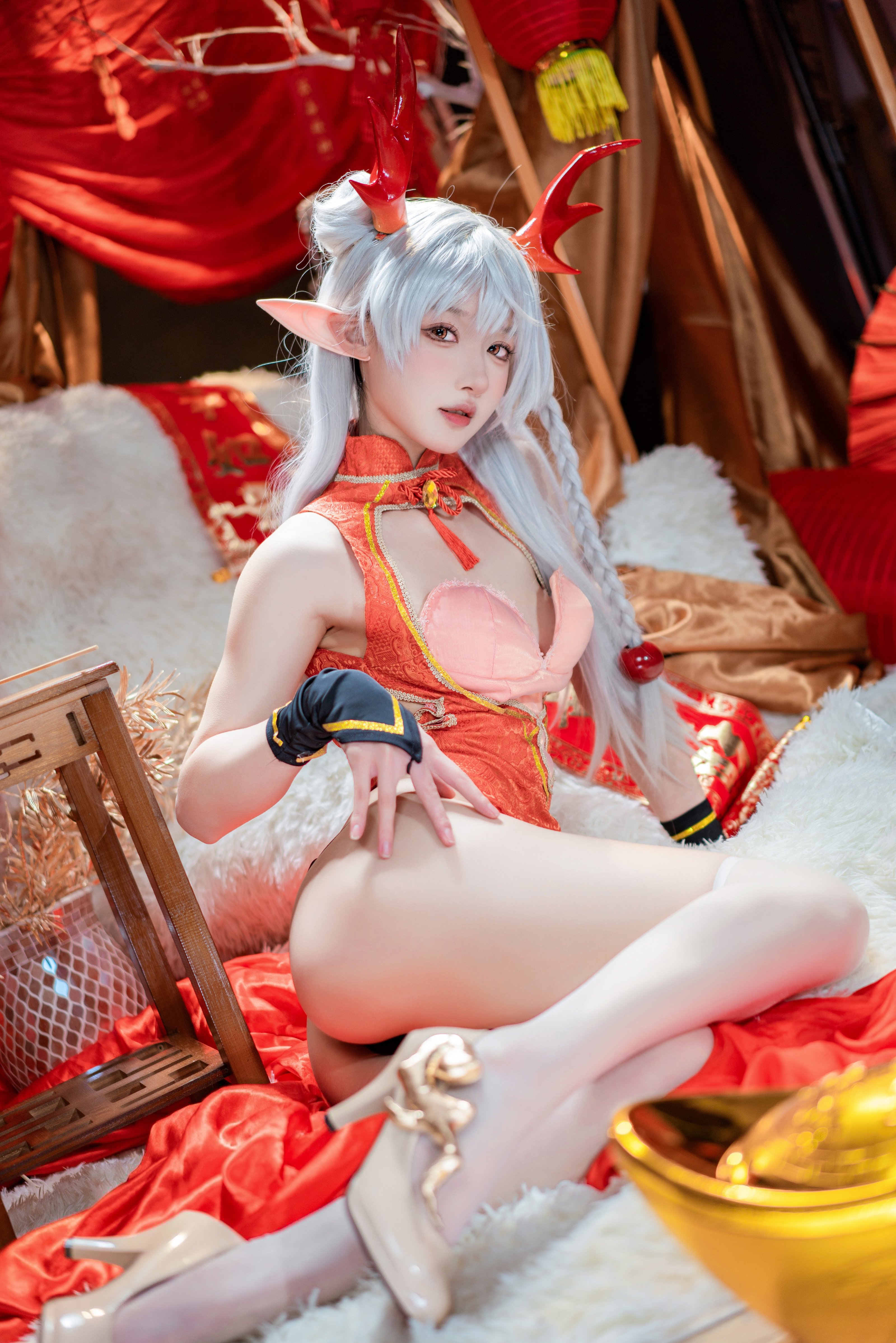 A Bao is also a Bunny Girl] New Year Greeting Picture: Long Mei