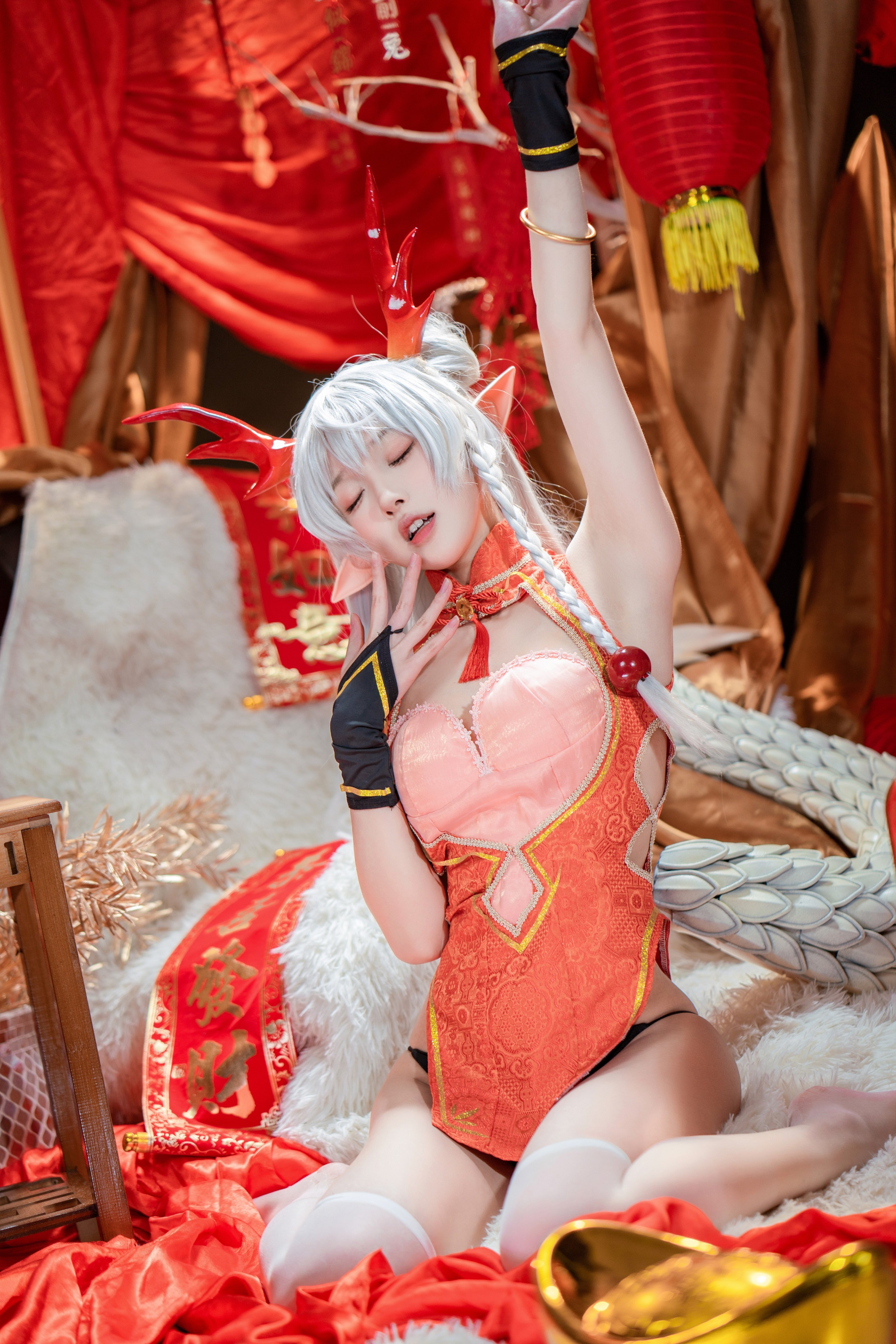 A Bao is also a Bunny Girl] New Year Greeting Picture: Long Mei