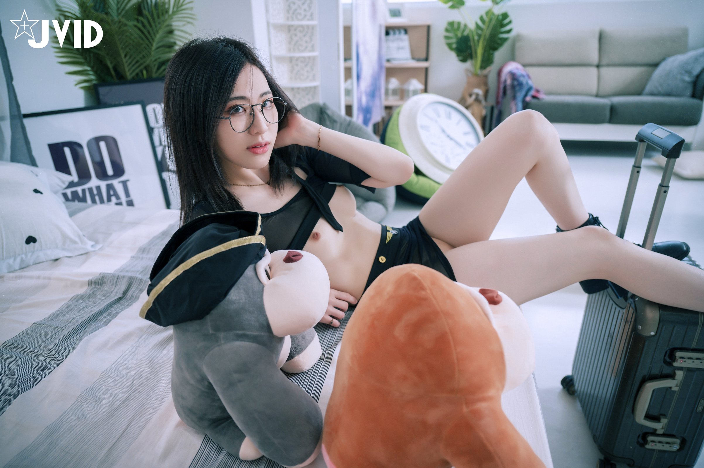 레테카오스 -[JVID] 다크 비행 승무원 (P)