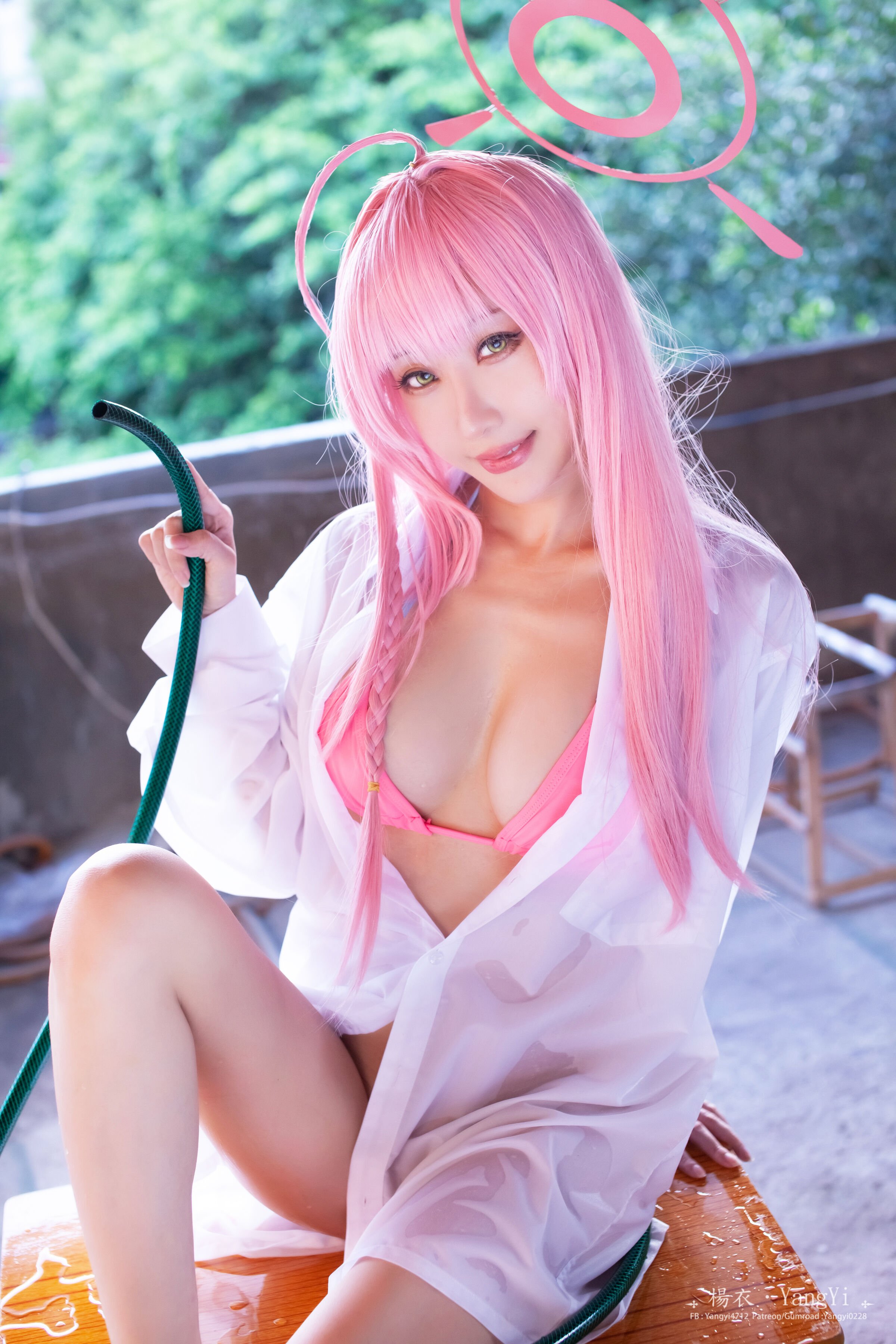 楊怡浦和花子