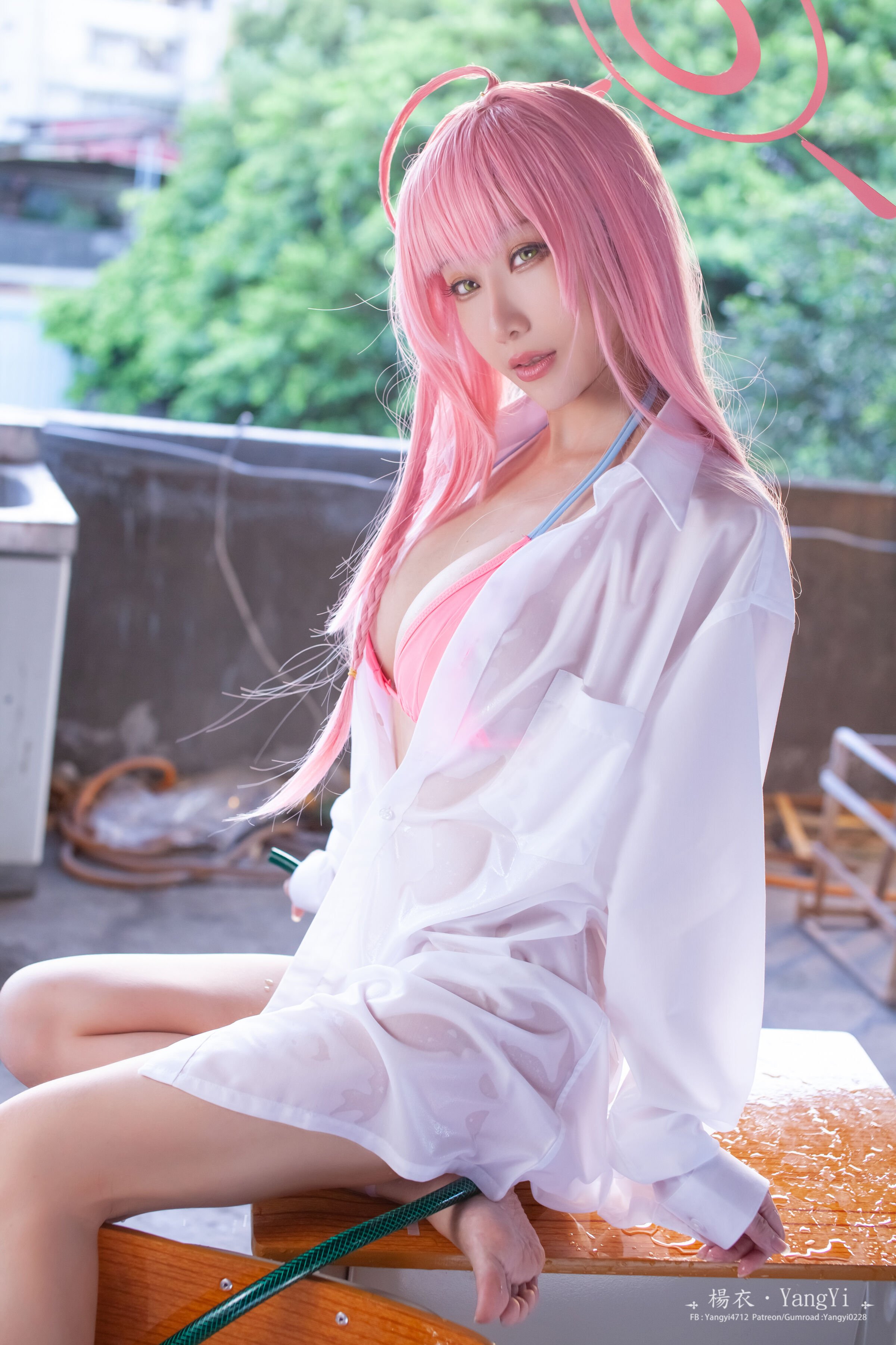 楊怡浦和花子