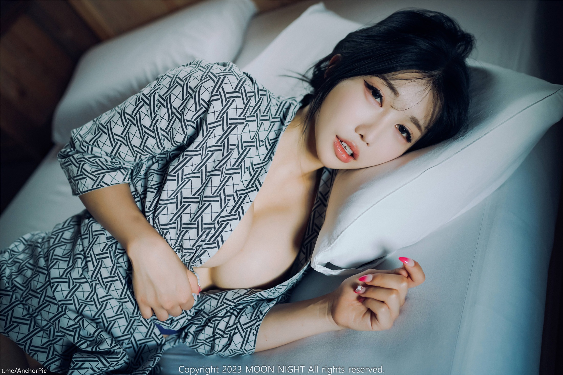 Moon Night Snap] Yunjin (Hạnh Vận) - Sách ảnh kỹ thuật số 84P