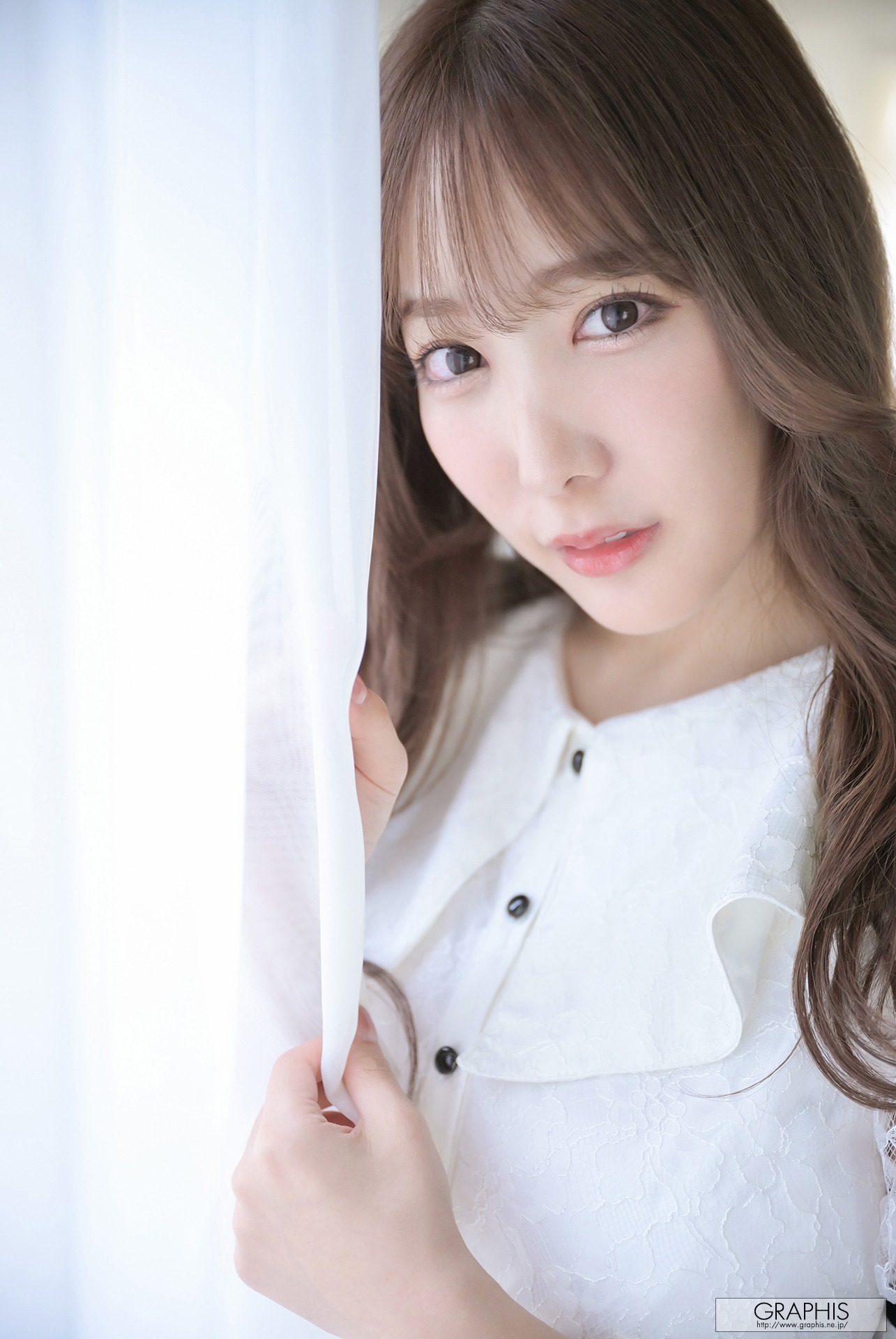 Graphis] 小宵こなん 驚異のセクシー 161P