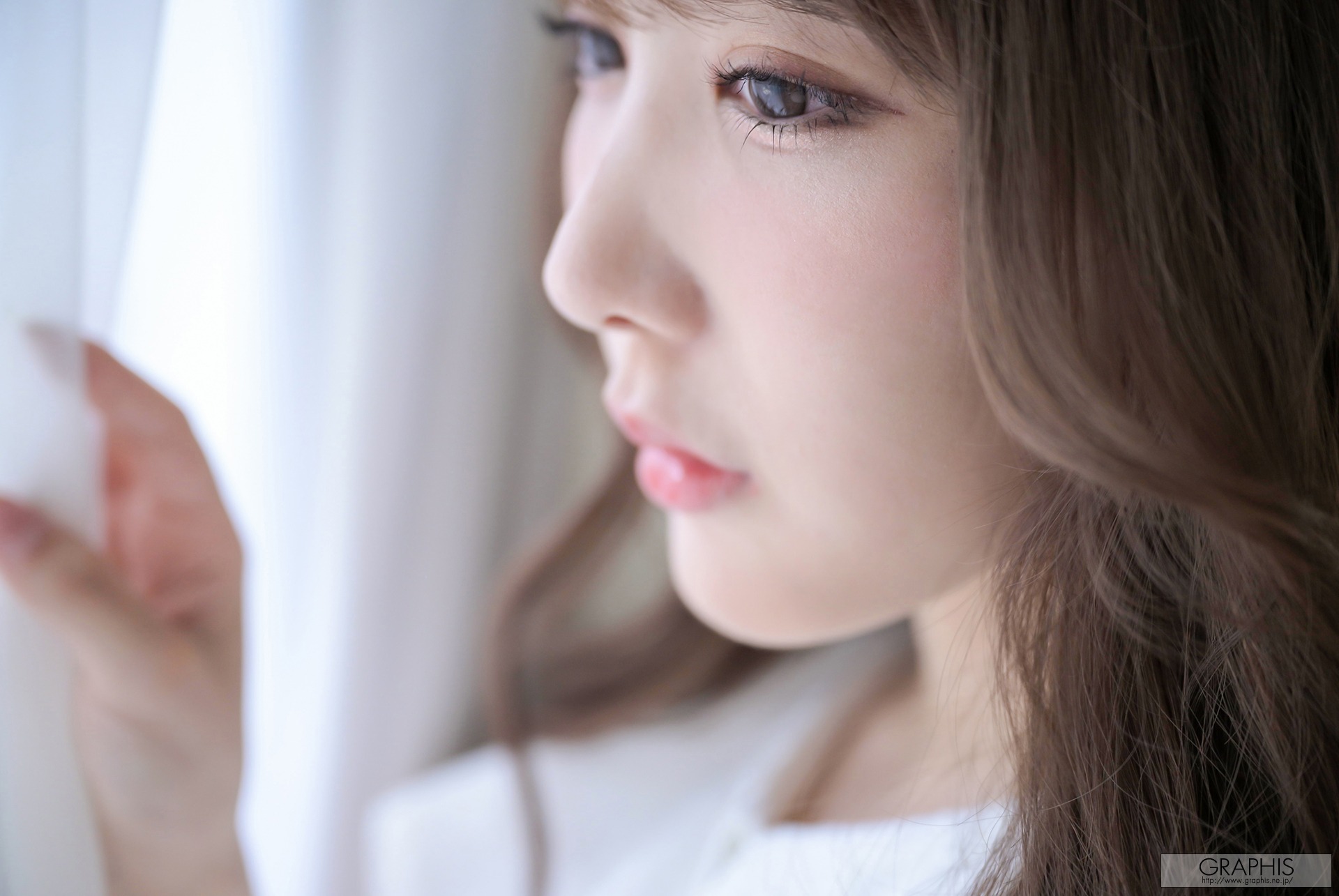 Graphis] 小宵こなん 驚異のセクシー 161P