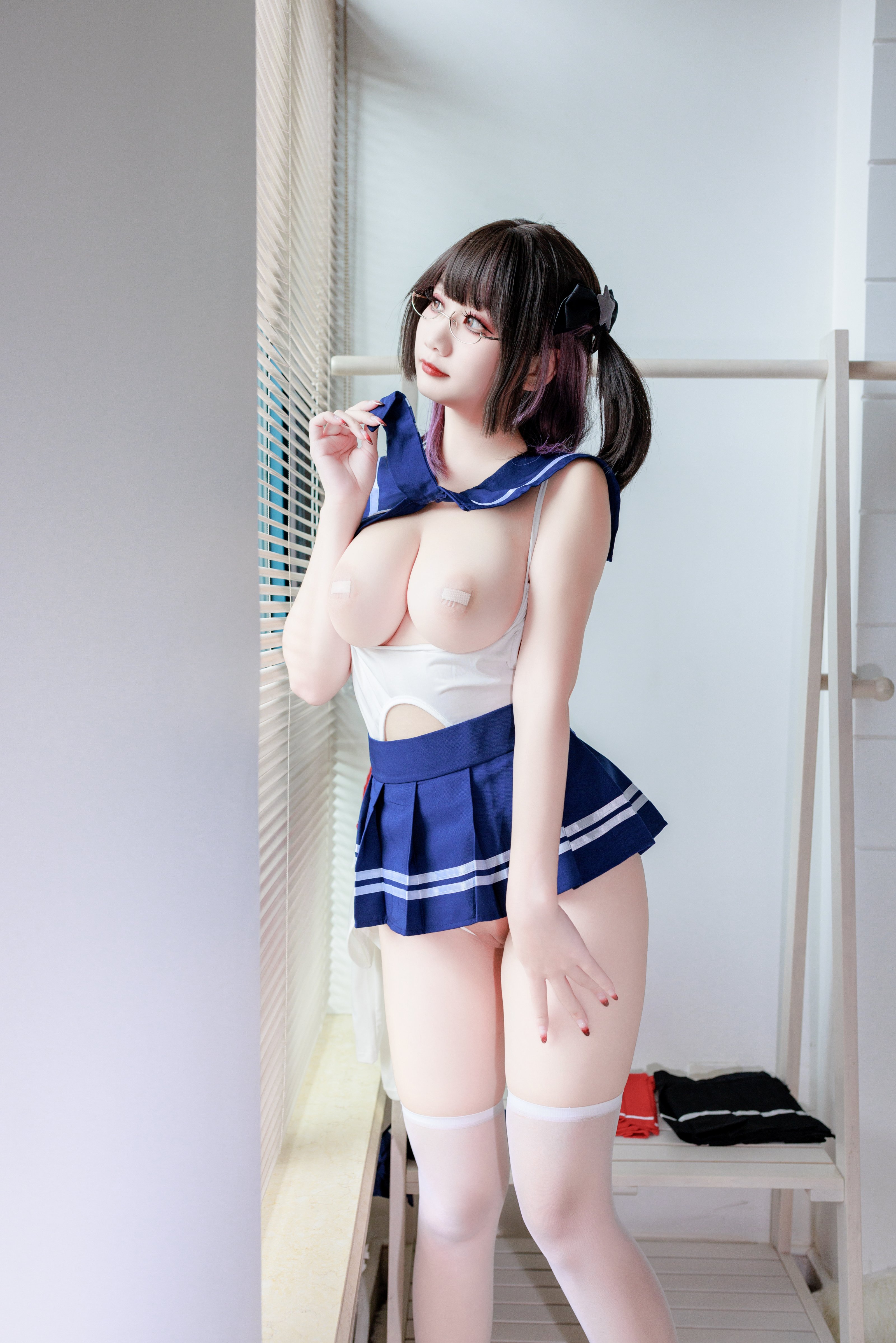 阿雪雪 – 连体水手服