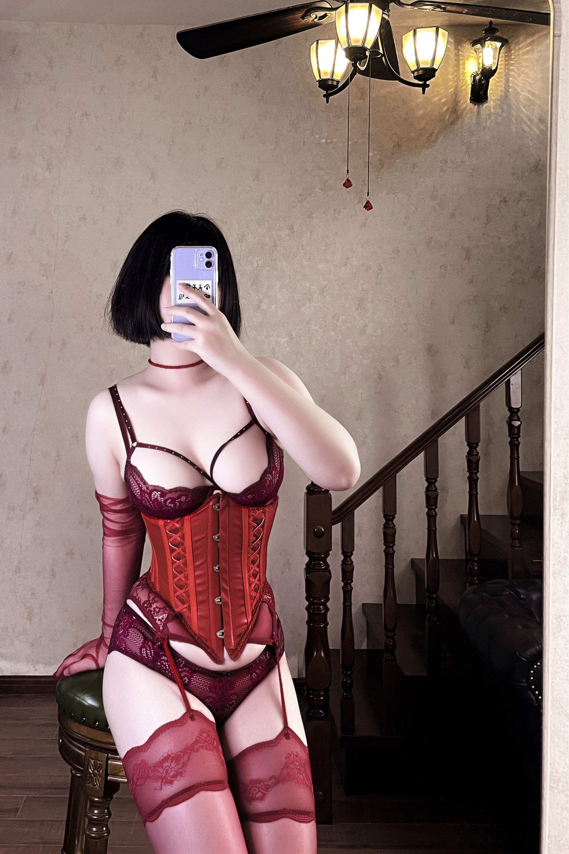 BANBANKO 半半子 – RED 赤红 Vol.03