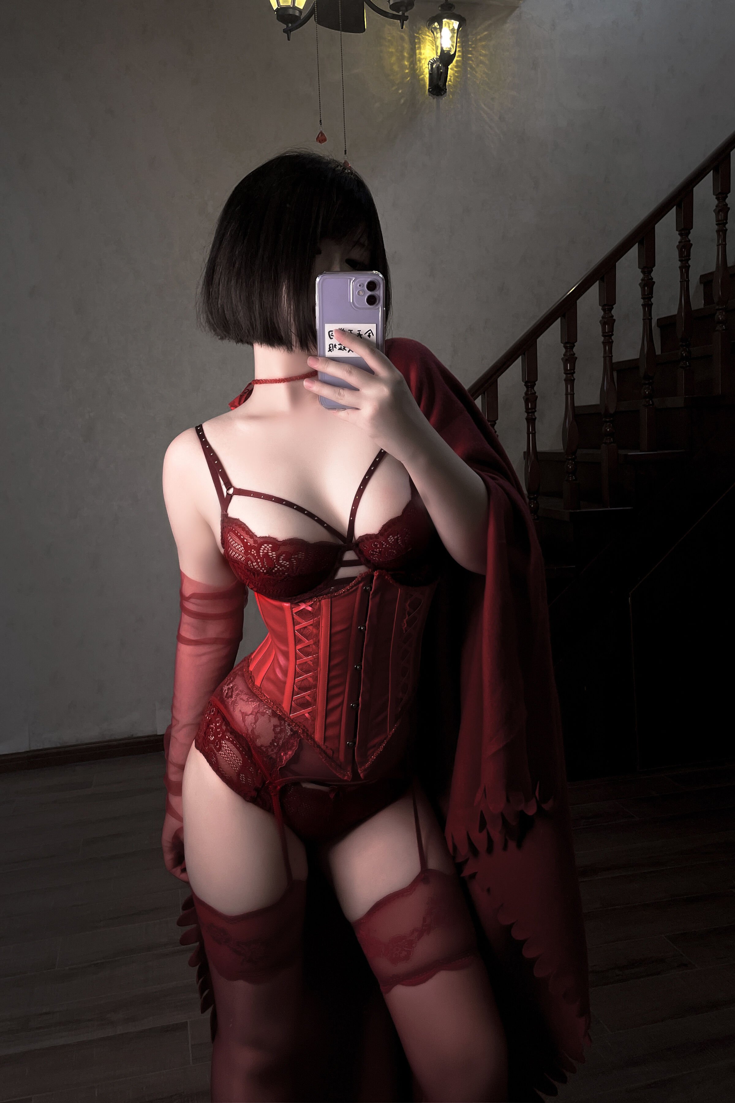 BANBANKO 半半子 – RED 赤红 Vol.03