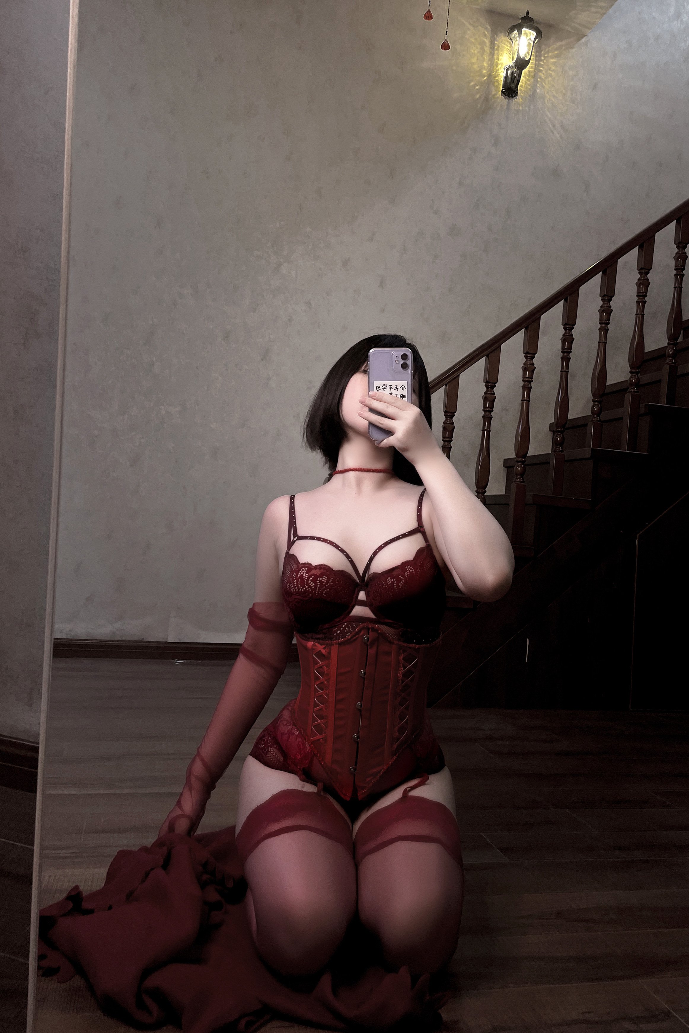 BANBANKO 半半子 – RED 赤红 Vol.03