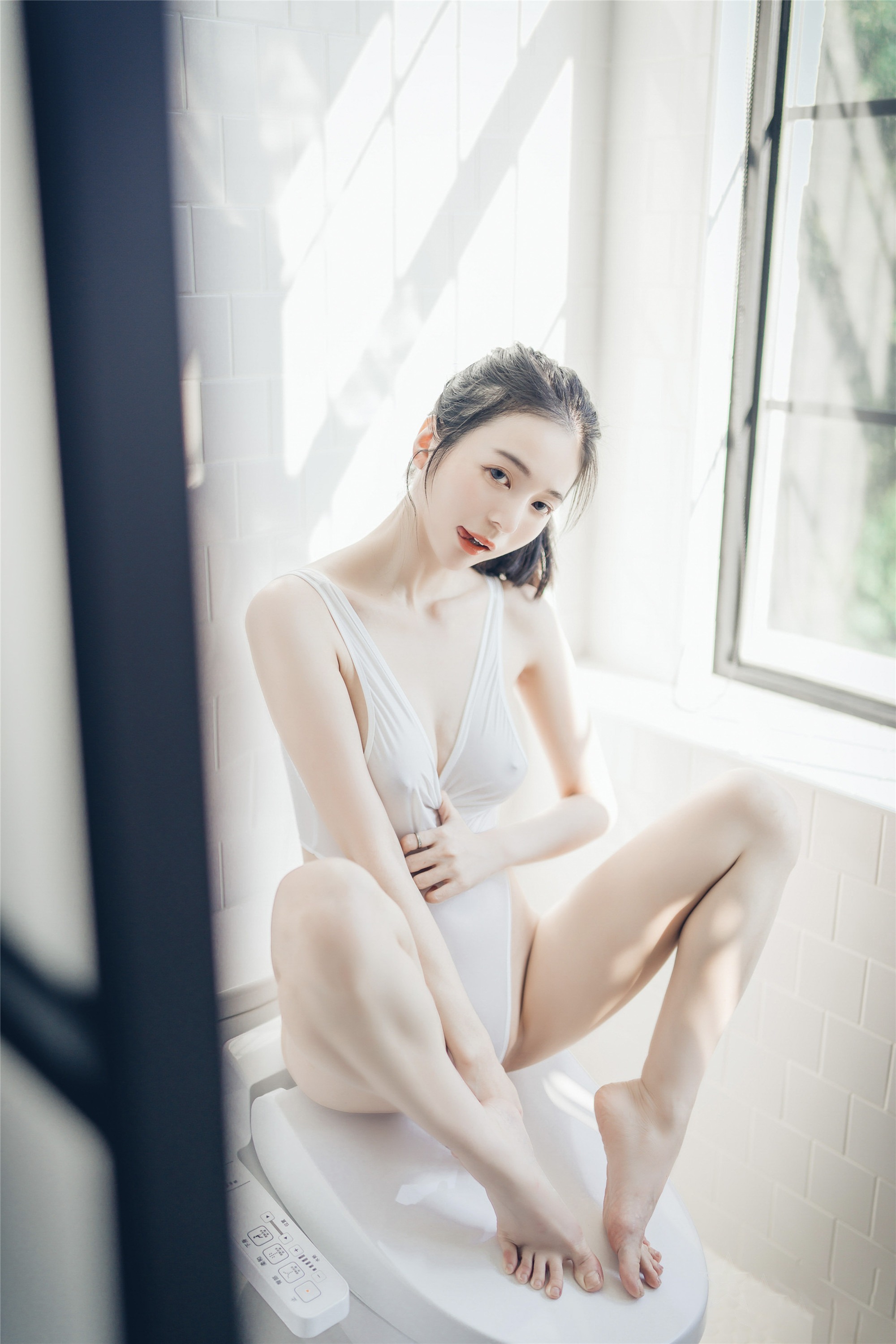辰辰 - 透視連衣 96P