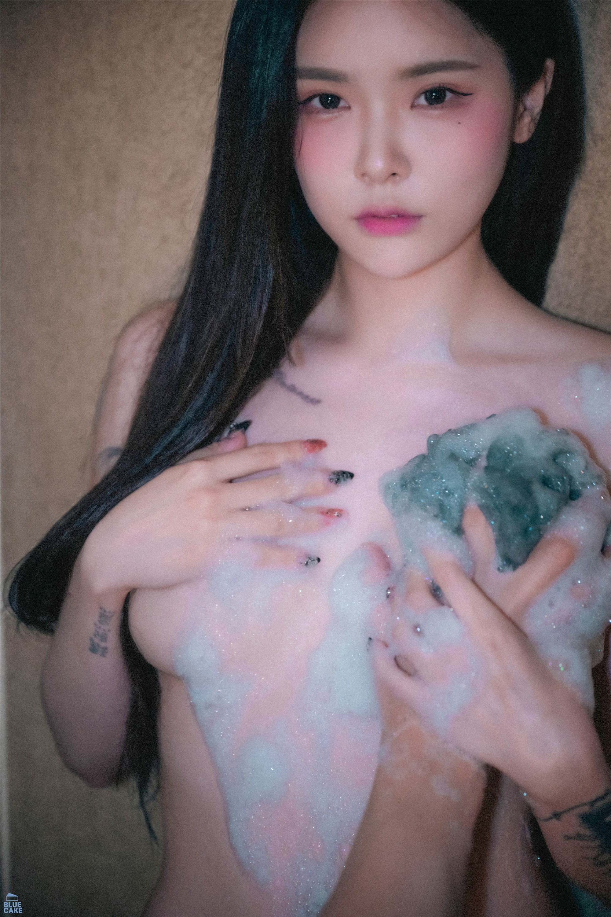 BLUECAKE] Hikari - Volume 7: Outdoor SM Nude, 109 Pages