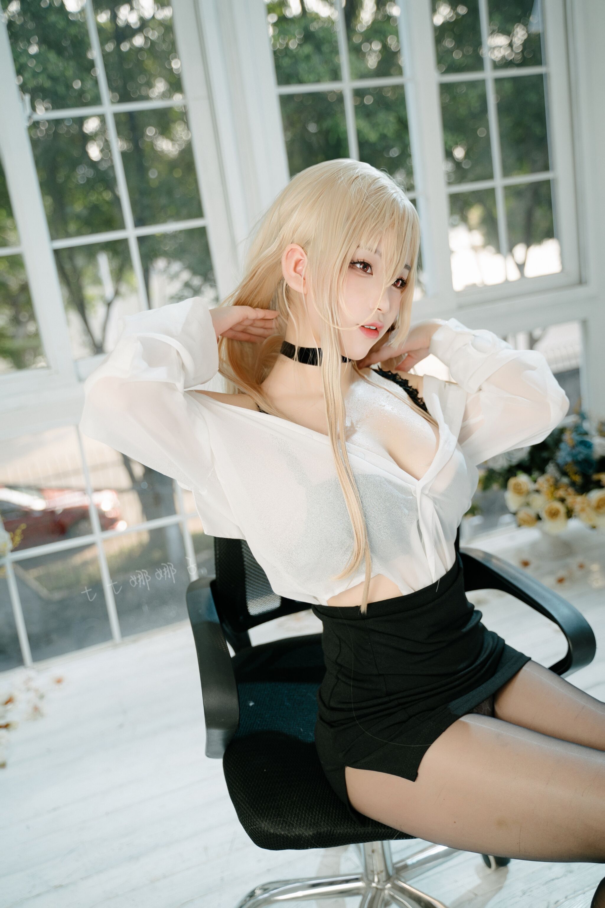 七七娜娜子 怨仇辦公室