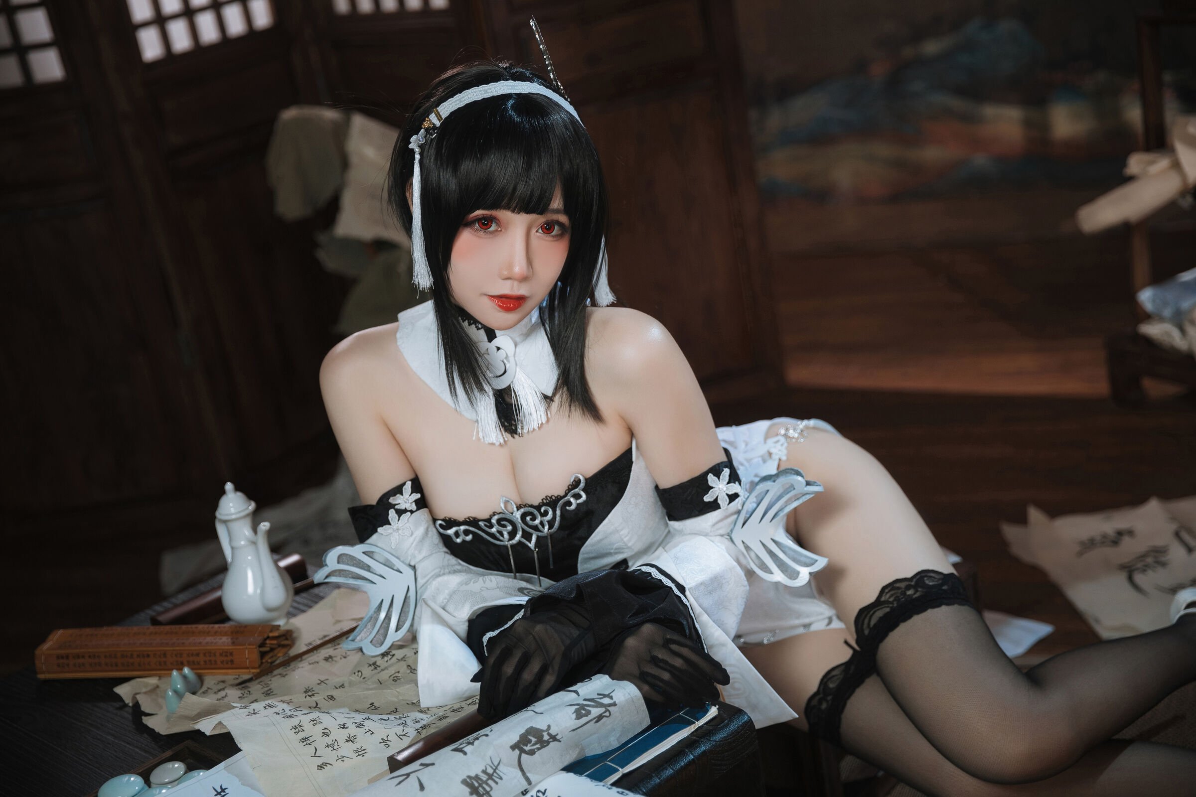 燜燜碳 碧藍航線 鎮海 白黑禮服
