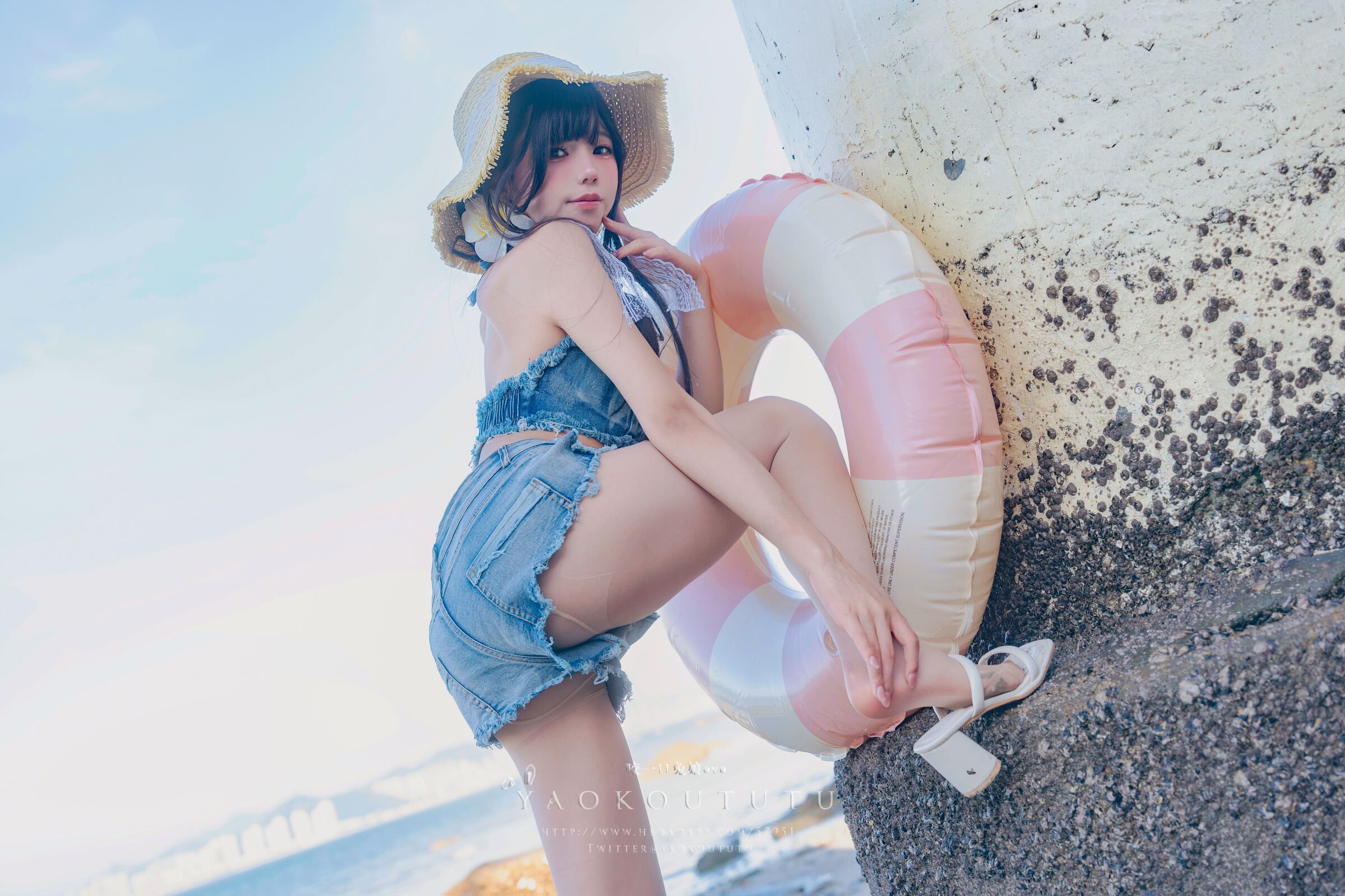 咬一口兔娘ovo 海の夏日