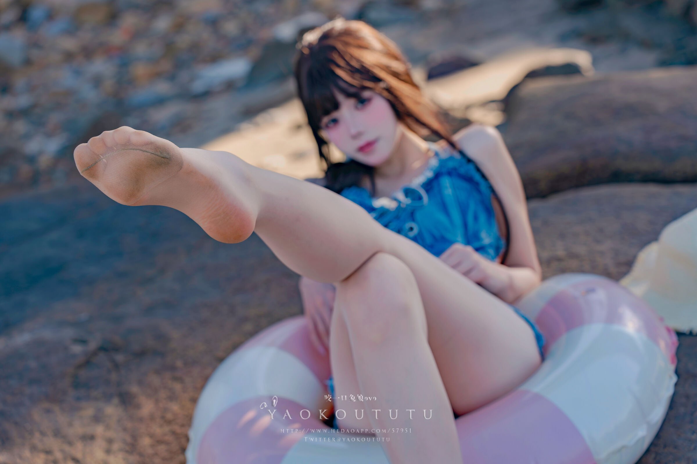 咬一口兔娘ovo 海的夏日