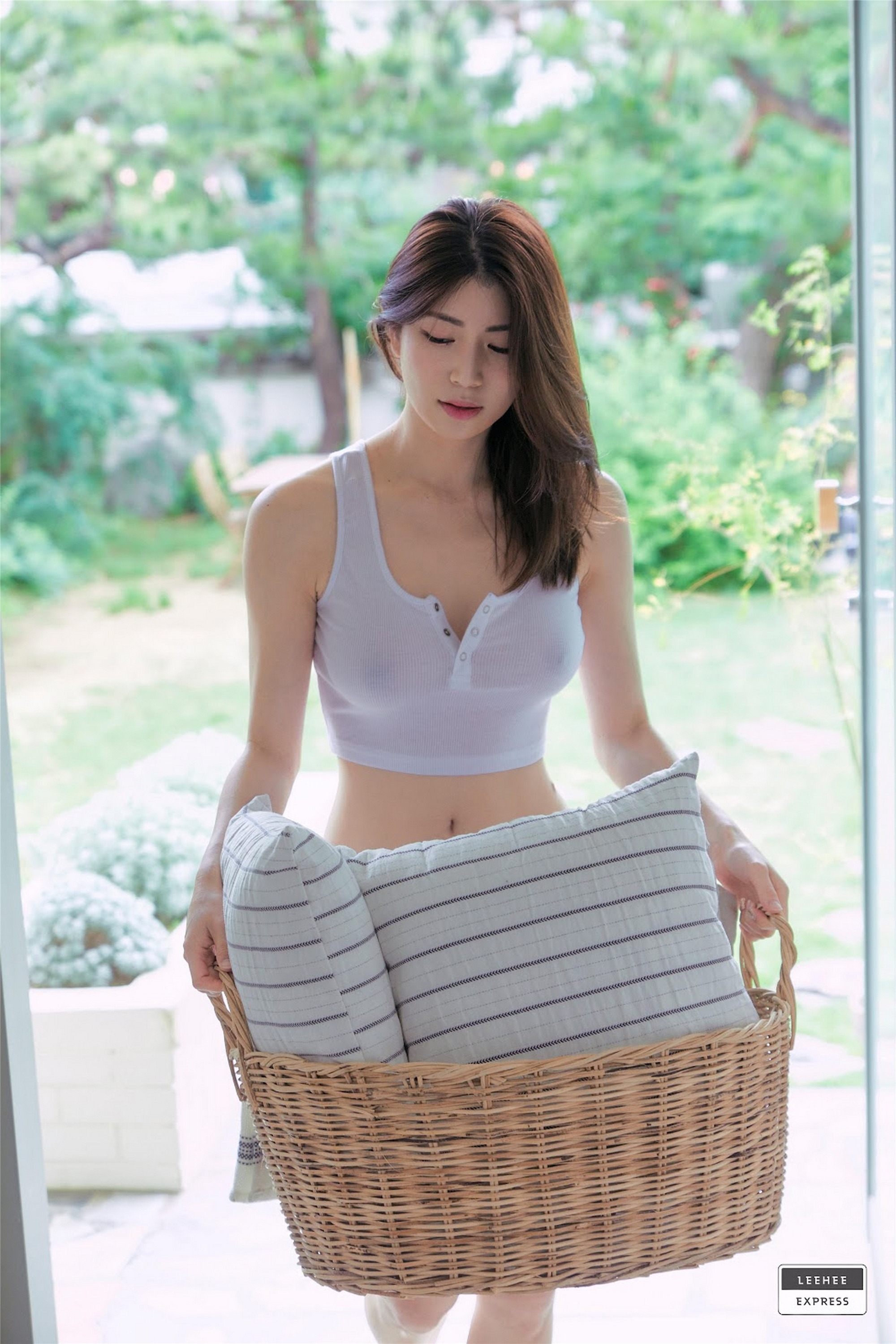 [LEEHEE EXPRESS] LEHF-038A - Min.E (민이) 47P
