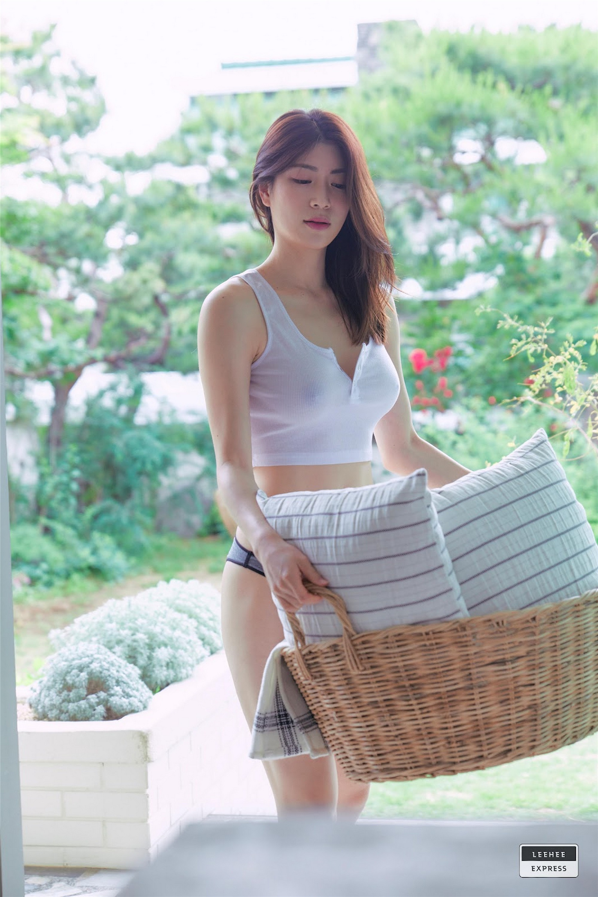 [LEEHEE EXPRESS] LEHF-038A - Min.E (민이) 47P