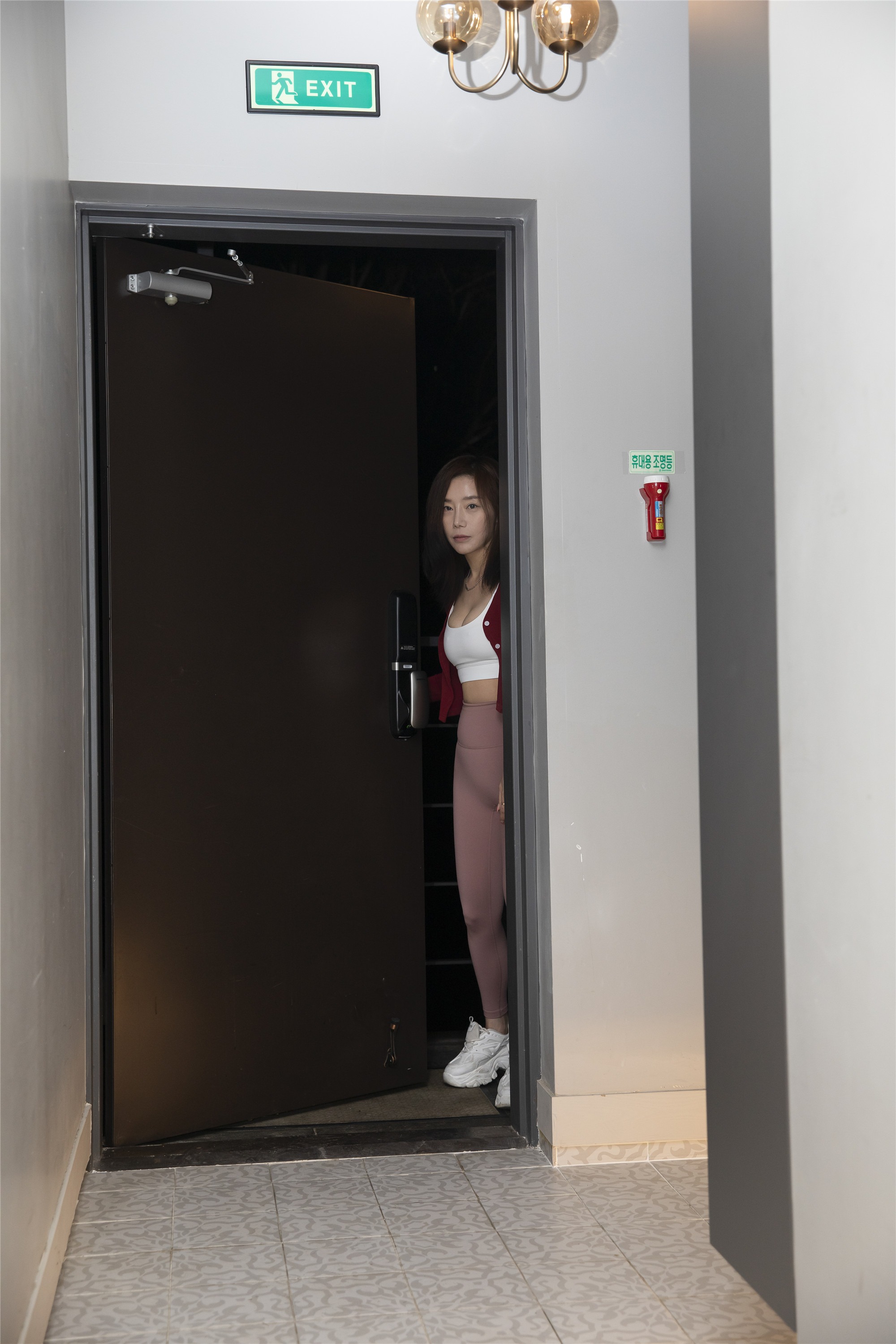 班尼] 李哈金 - 助手系列 S.1 126頁
