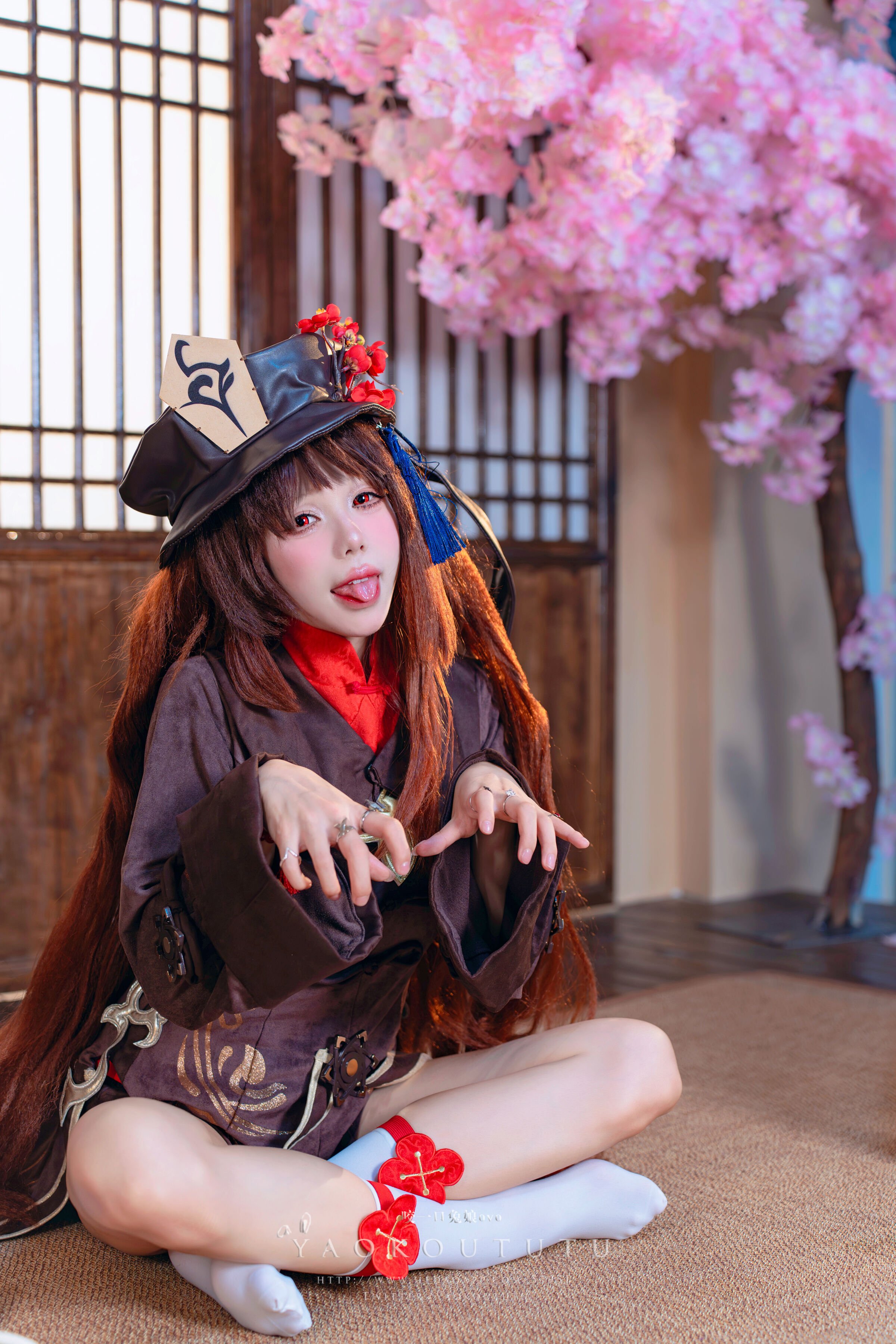 Take a bite of the rabbit girl ovo 『Wangsheng Hall Master Hu Tao』