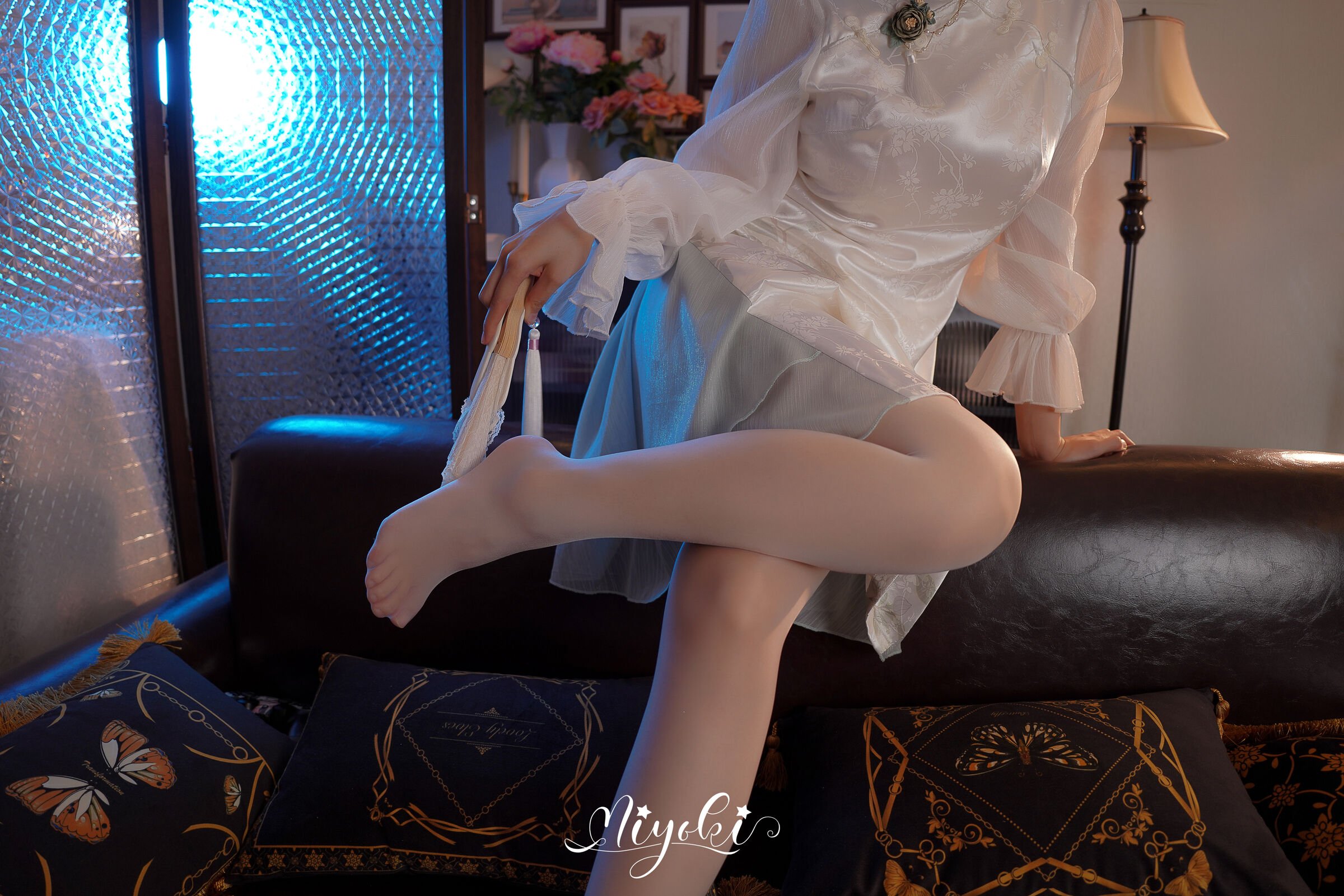 Misaki Suzuki - Floating World Flower Fragrance Hidden Complete Set (Upper + Lower)