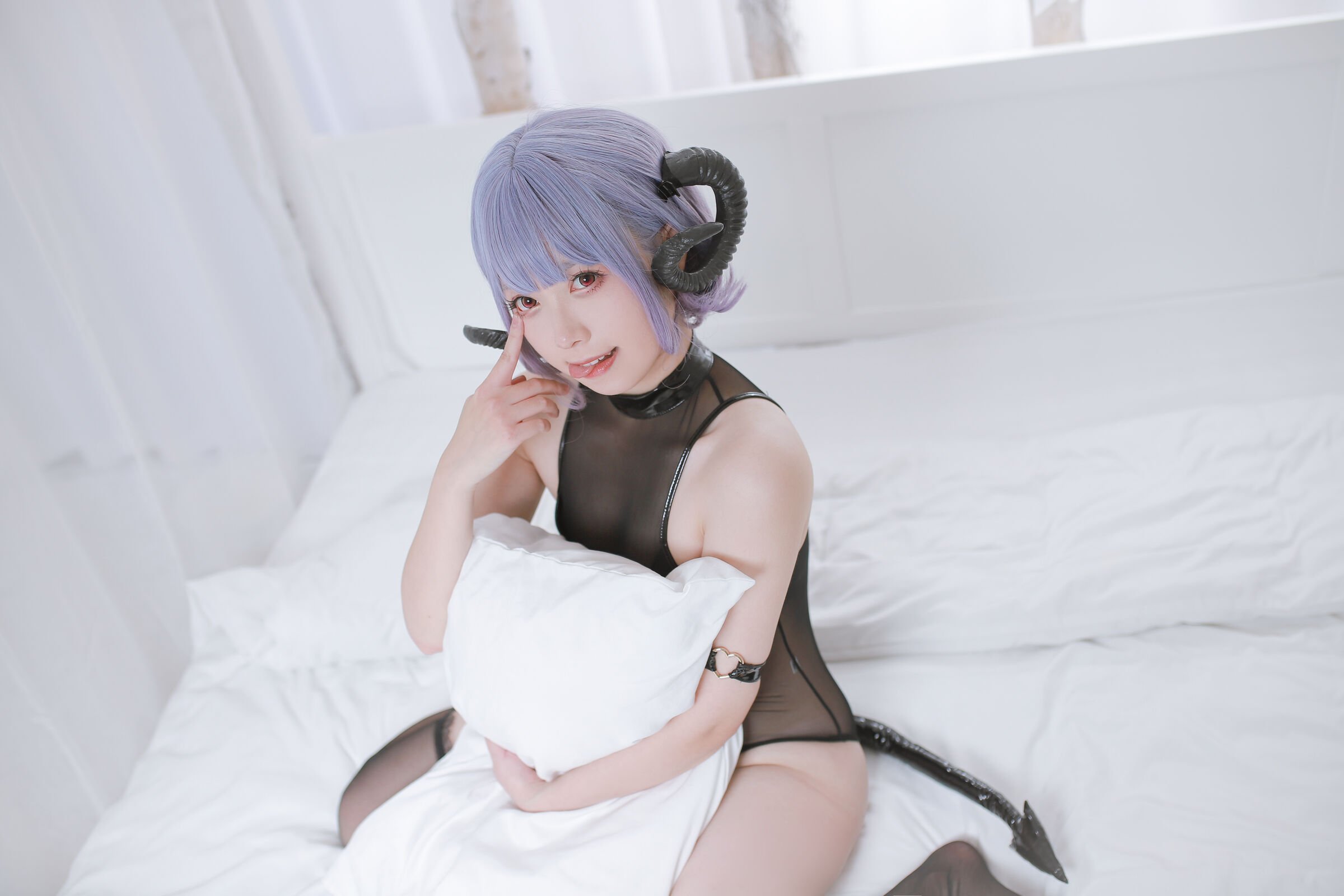 Asagiriai（愛ちゃん）- 小惡魔