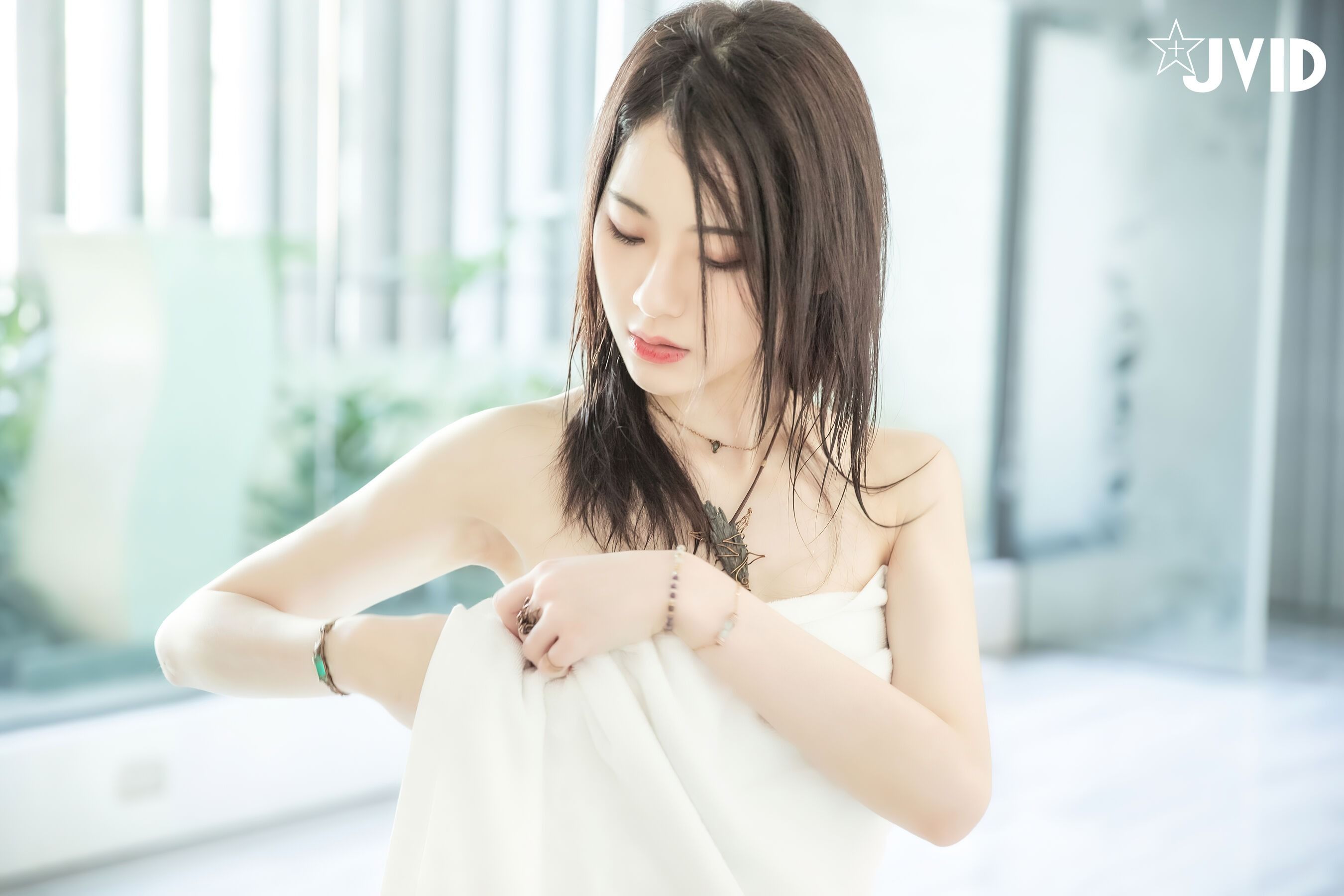 JVID 아리《젖은 몸 샤워》