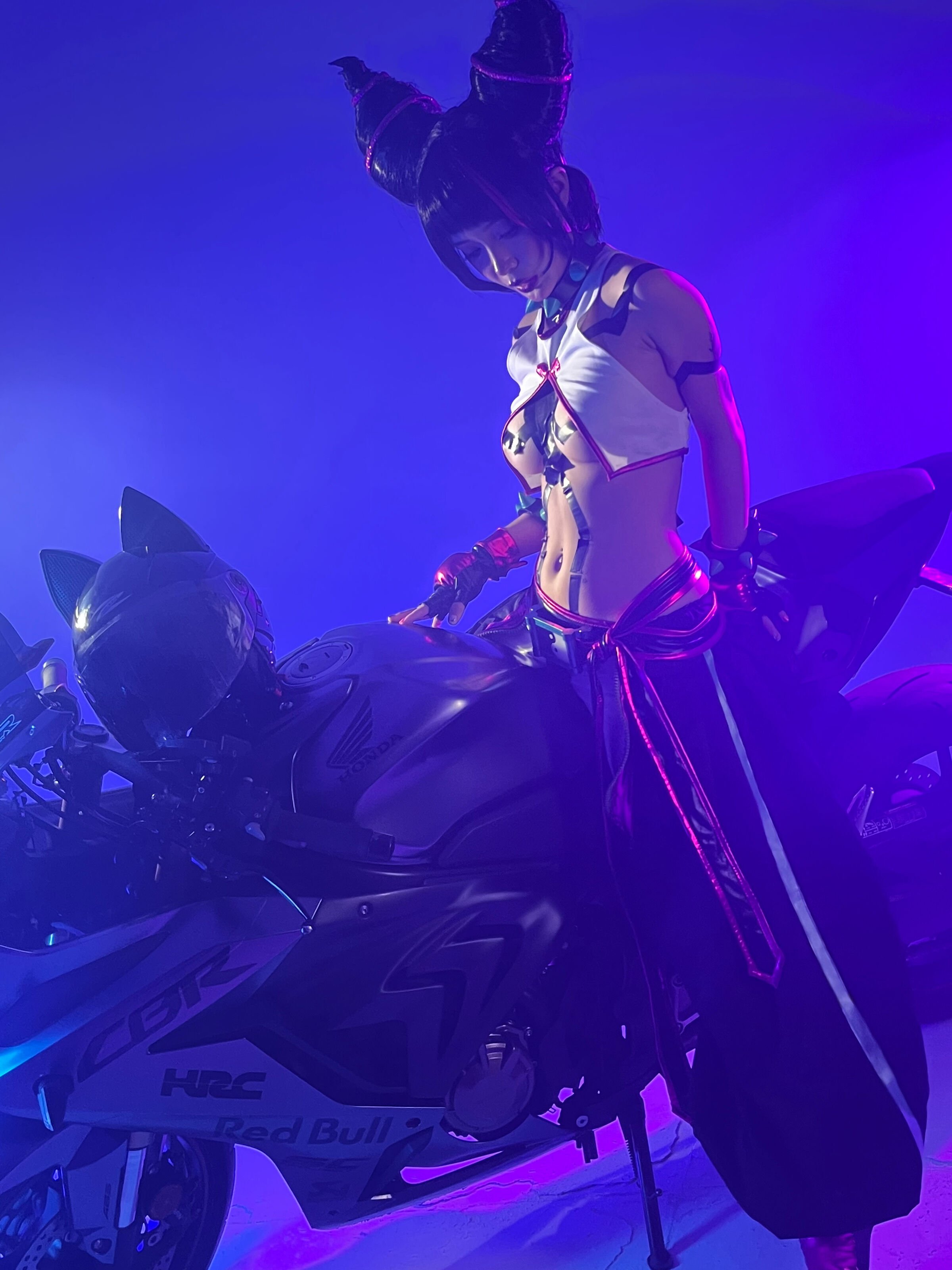 尤美子 J - 朱莉·韓