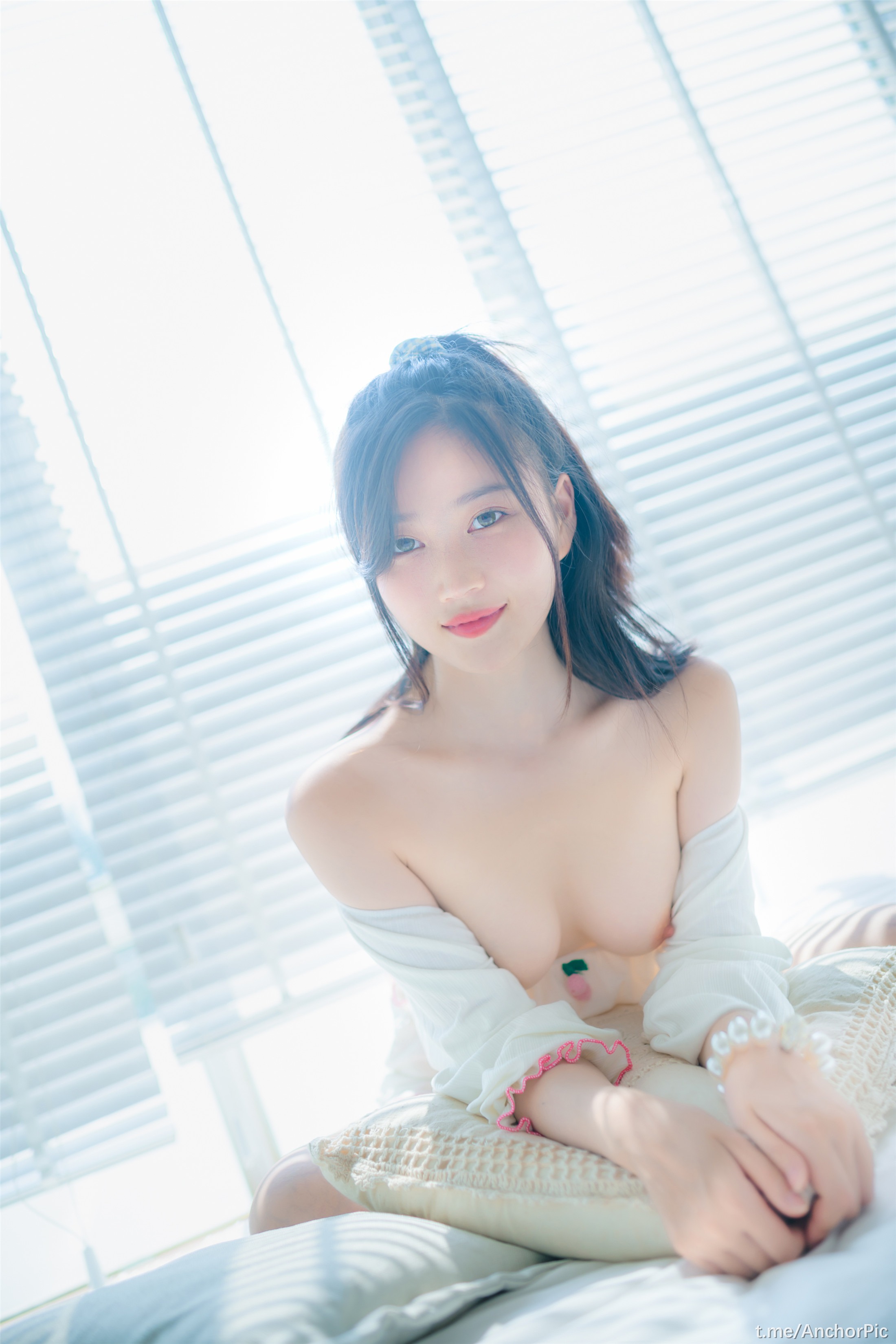ネンネン - 棒棒糖が大好きな少女 35P