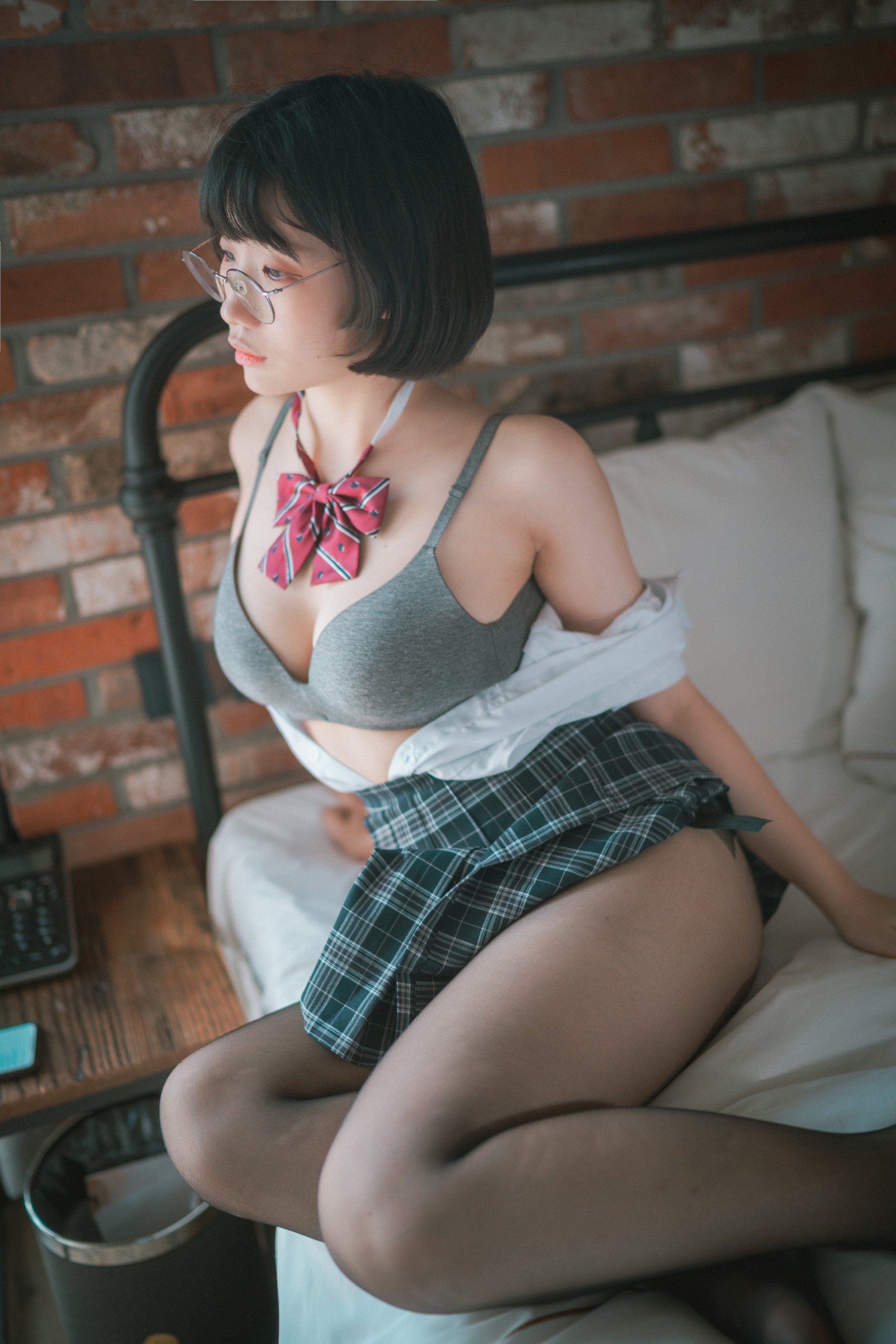 [DJAWA] Mimmi - Model Student