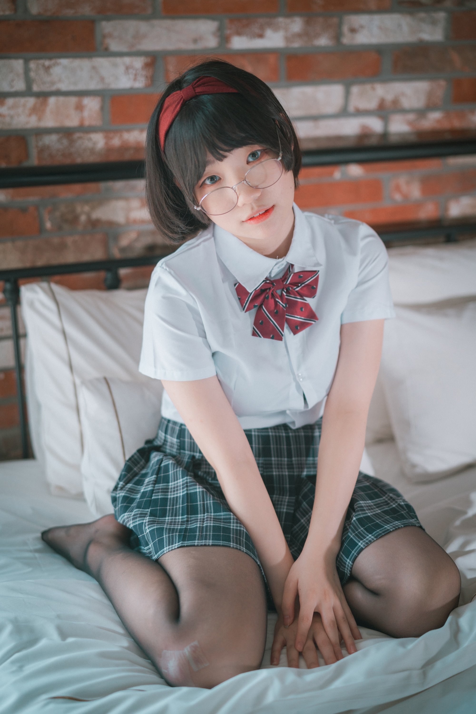 [DJAWA] Mimmi - Model Student