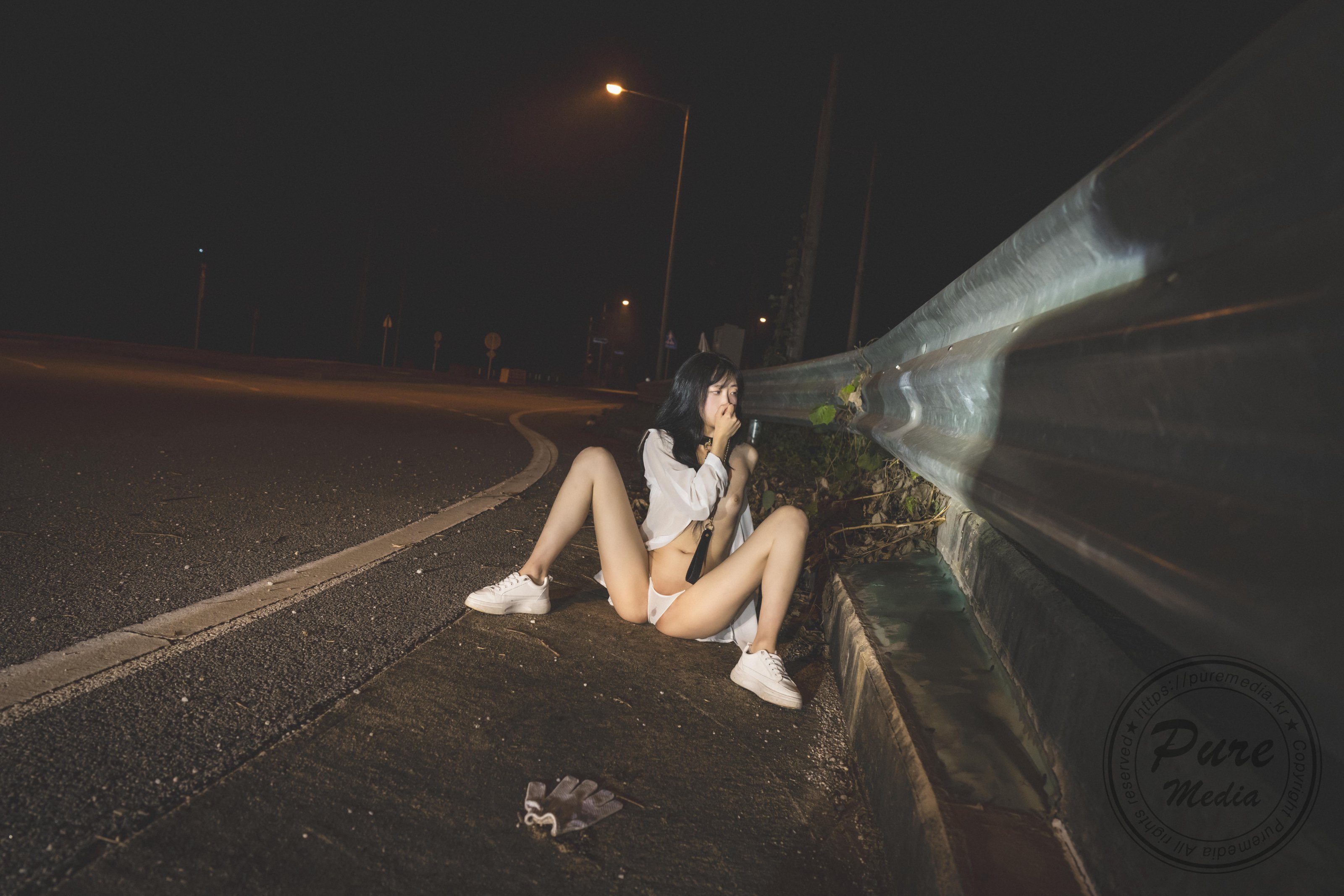 Pure Media Volume 264 Hina Outdoor Training | Cosplay Gallery