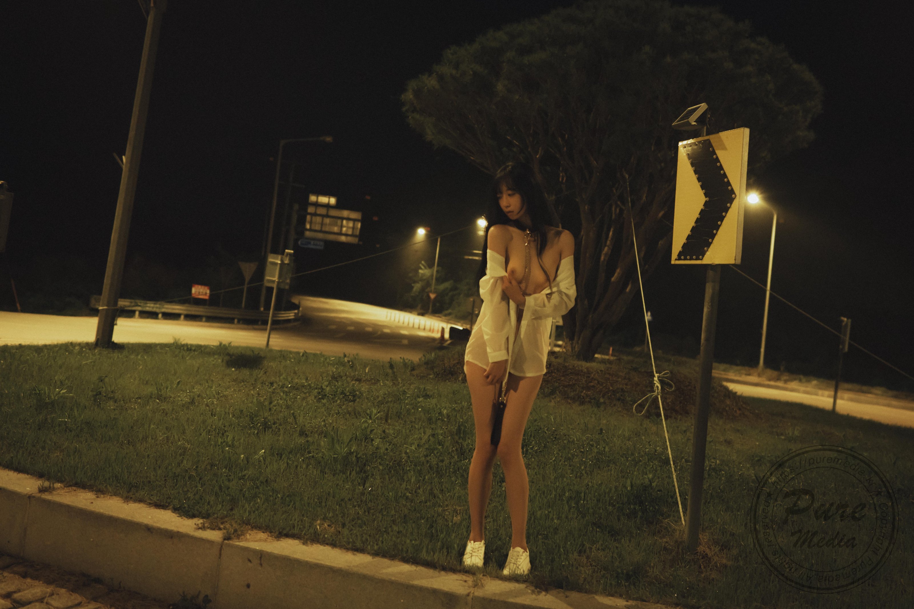 Pure Media Volume 264 Hina Outdoor Training | Cosplay Gallery