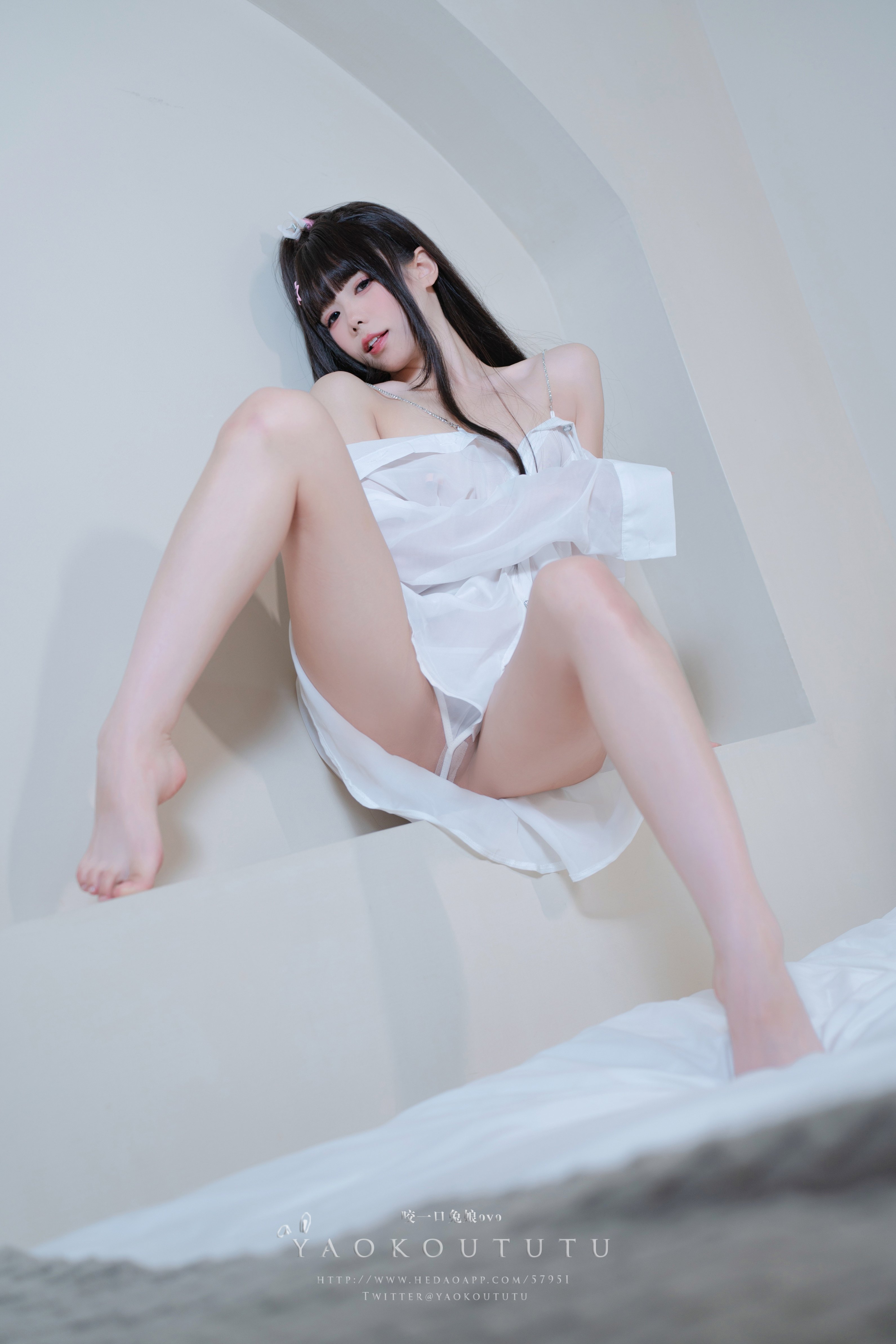 咬一口兔娘ovo - Boyfriend s shirt 男友衬衣